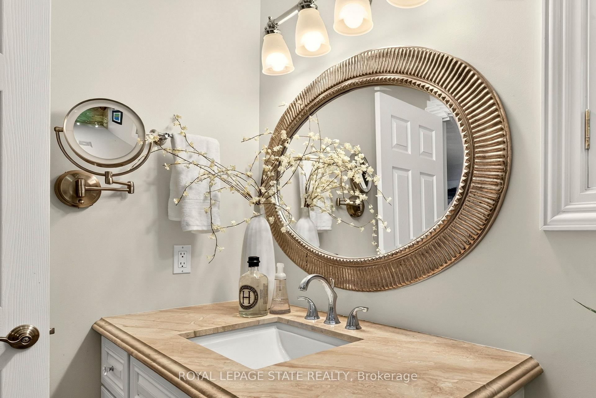 Photo 26 of 667 Sandcherry Drive, Burlington, Bayview — HOMEH