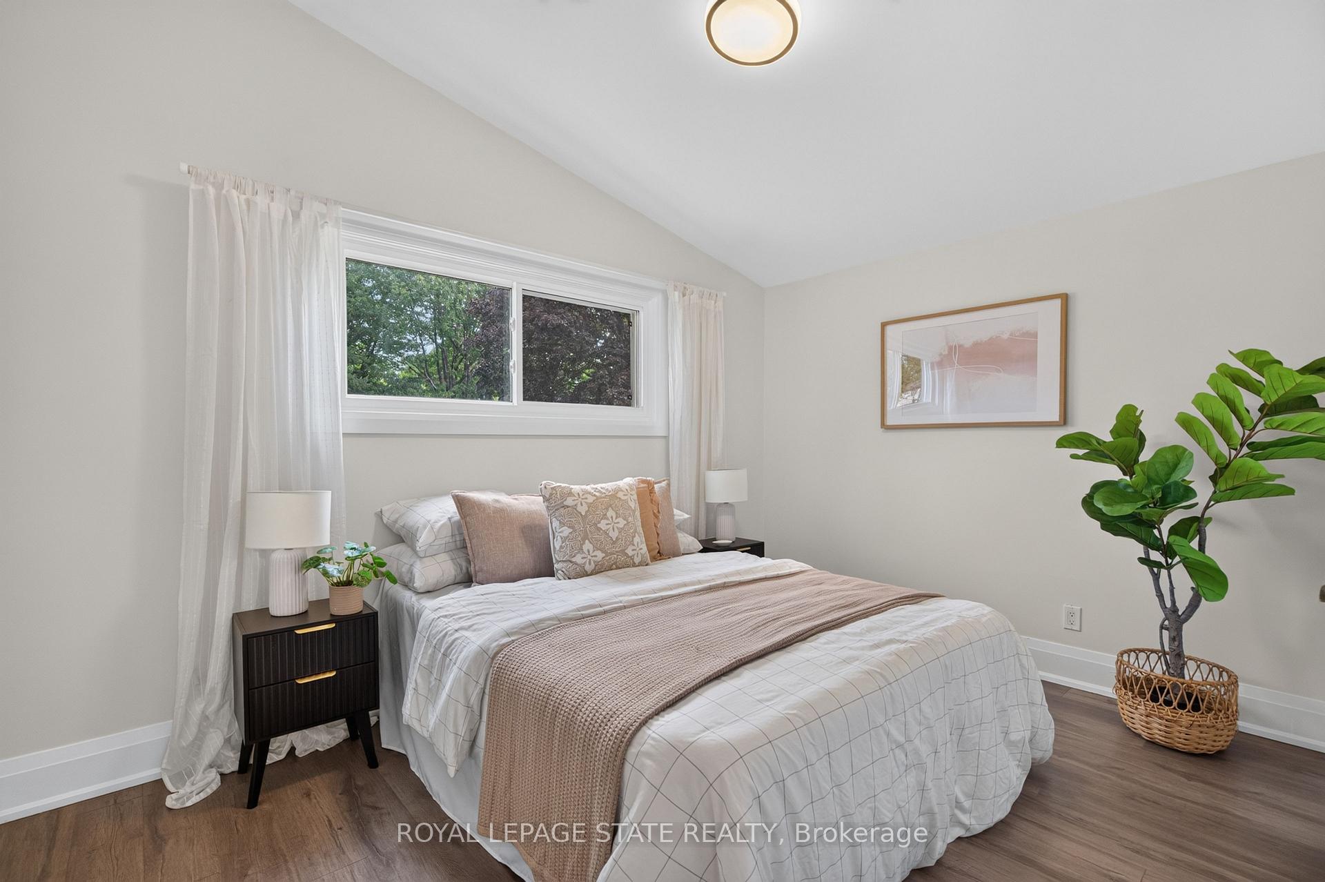 Photo 24 of 104 Sanatorium Road, Hamilton, Buchanan — HOMEH