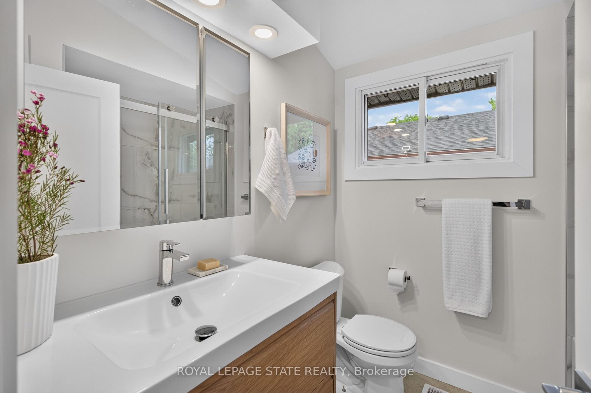 Photo 26 of 104 Sanatorium Road, Hamilton, Buchanan — HOMEH