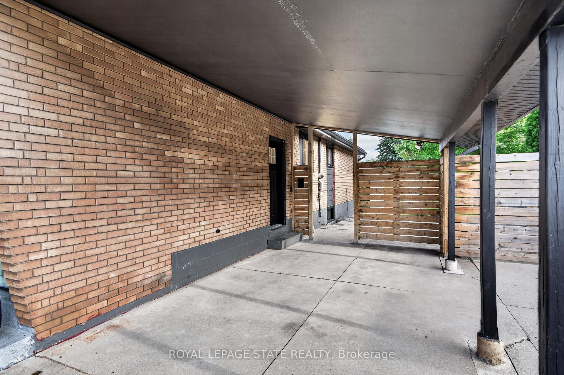 Photo 35 of 104 Sanatorium Road, Hamilton, Buchanan — HOMEH