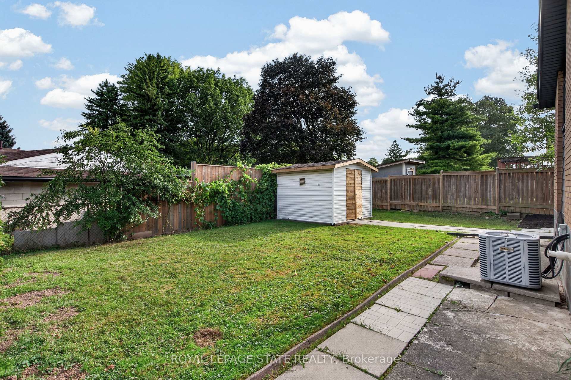 Photo 41 of 104 Sanatorium Road, Hamilton, Buchanan — HOMEH