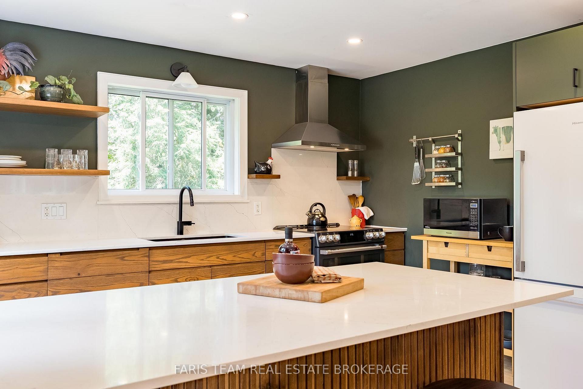 Photo 10 of 1020 Haven Road, Bracebridge, Draper — HOMEH