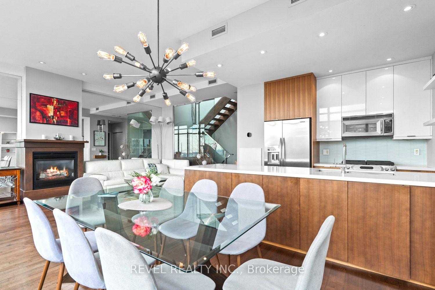 Photo 9 of Unit PH2, 281 Mutual Street, Toronto, Church-Yonge Corridor — HOMEH