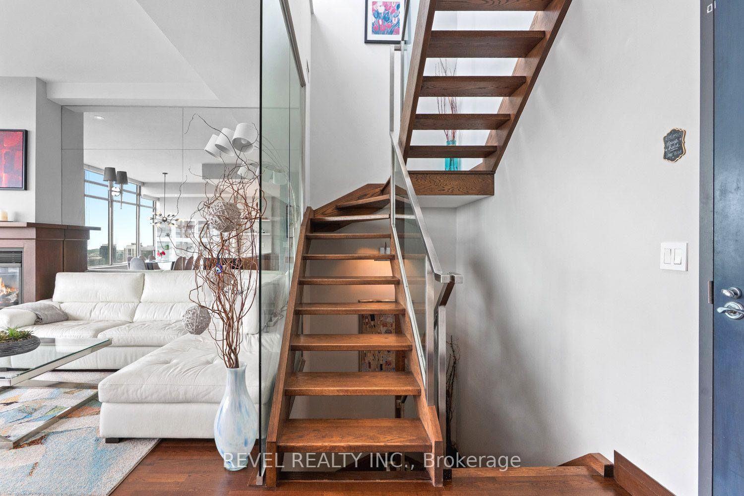 Photo 15 of Unit PH2, 281 Mutual Street, Toronto, Church-Yonge Corridor — HOMEH