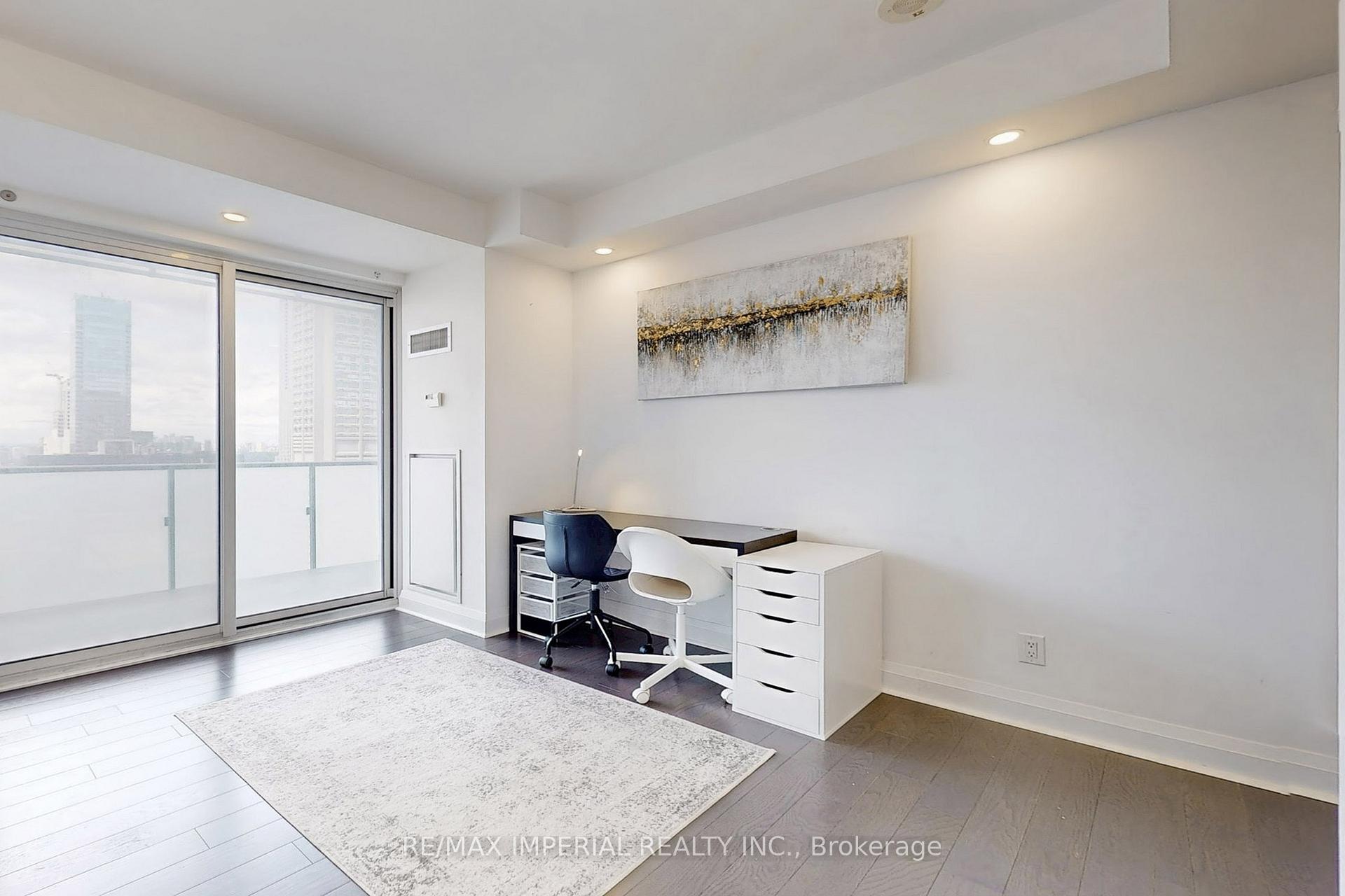 Photo 11 of Unit 3208, 1080 Bay Street, Toronto, Bay Street Corridor — HOMEH