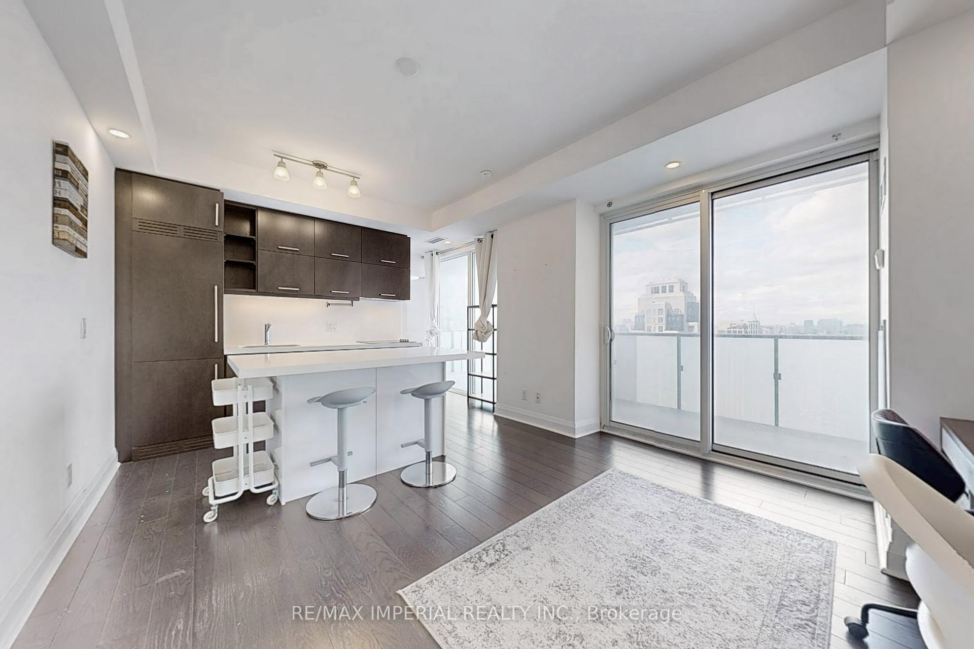 Photo 14 of Unit 3208, 1080 Bay Street, Toronto, Bay Street Corridor — HOMEH