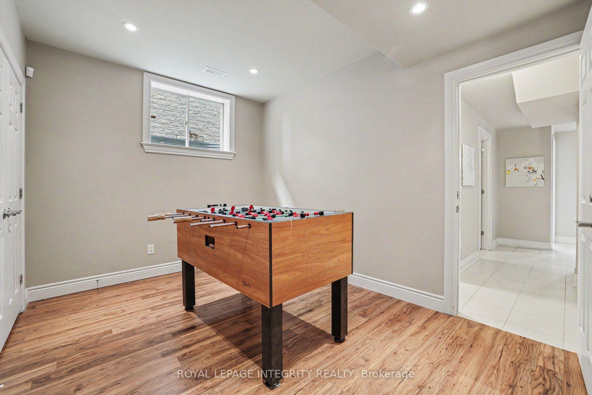 Photo 44 of 523 Kochar Drive, Ottawa, Mooneys Bay — HOMEH