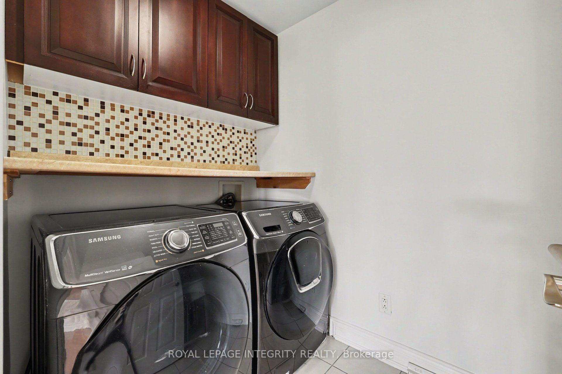 Photo 45 of 523 Kochar Drive, Ottawa, Mooneys Bay — HOMEH