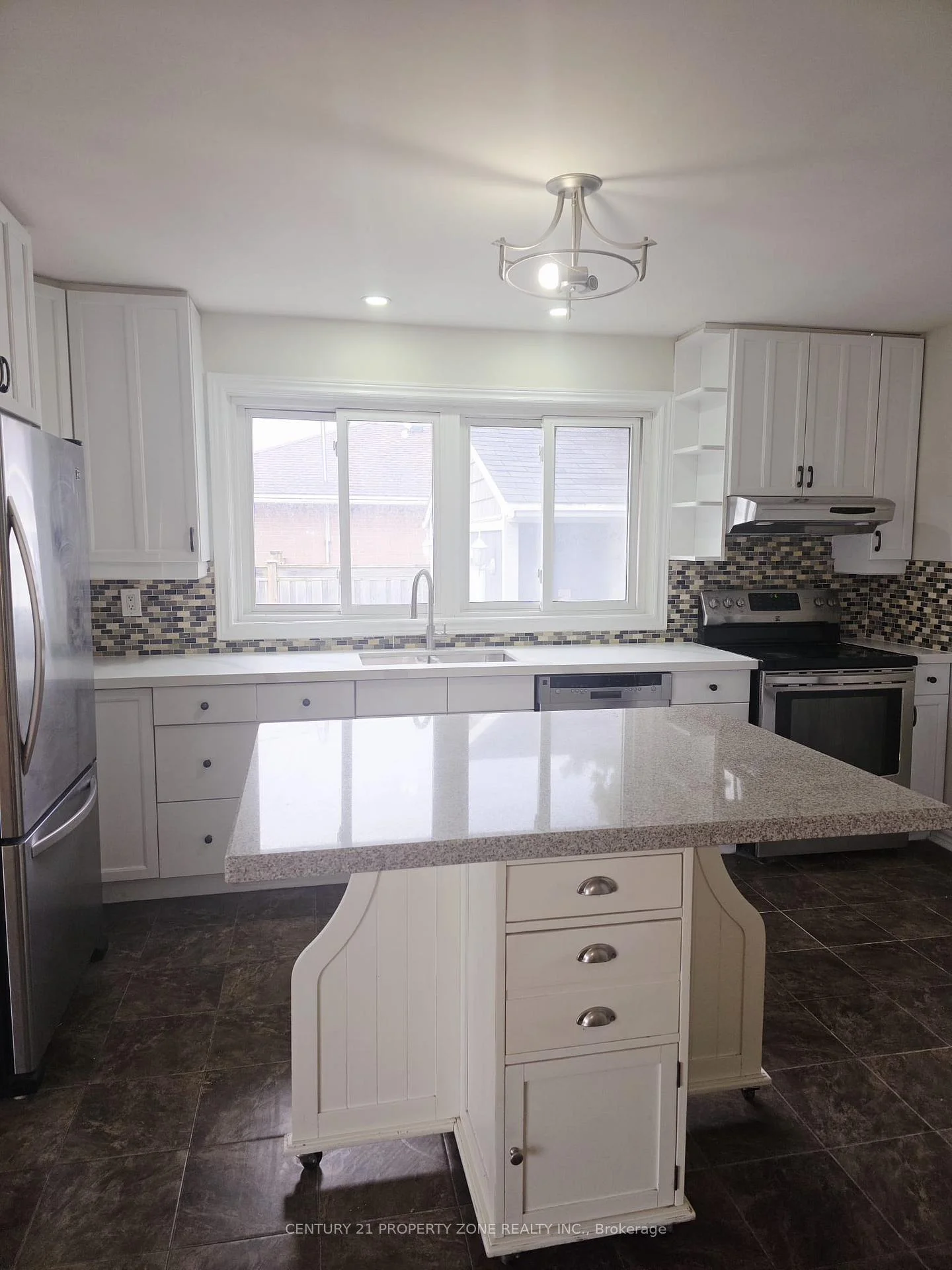 Photo 7 of 5439 Cornwall Crescent, Burlington, Appleby — HOMEH