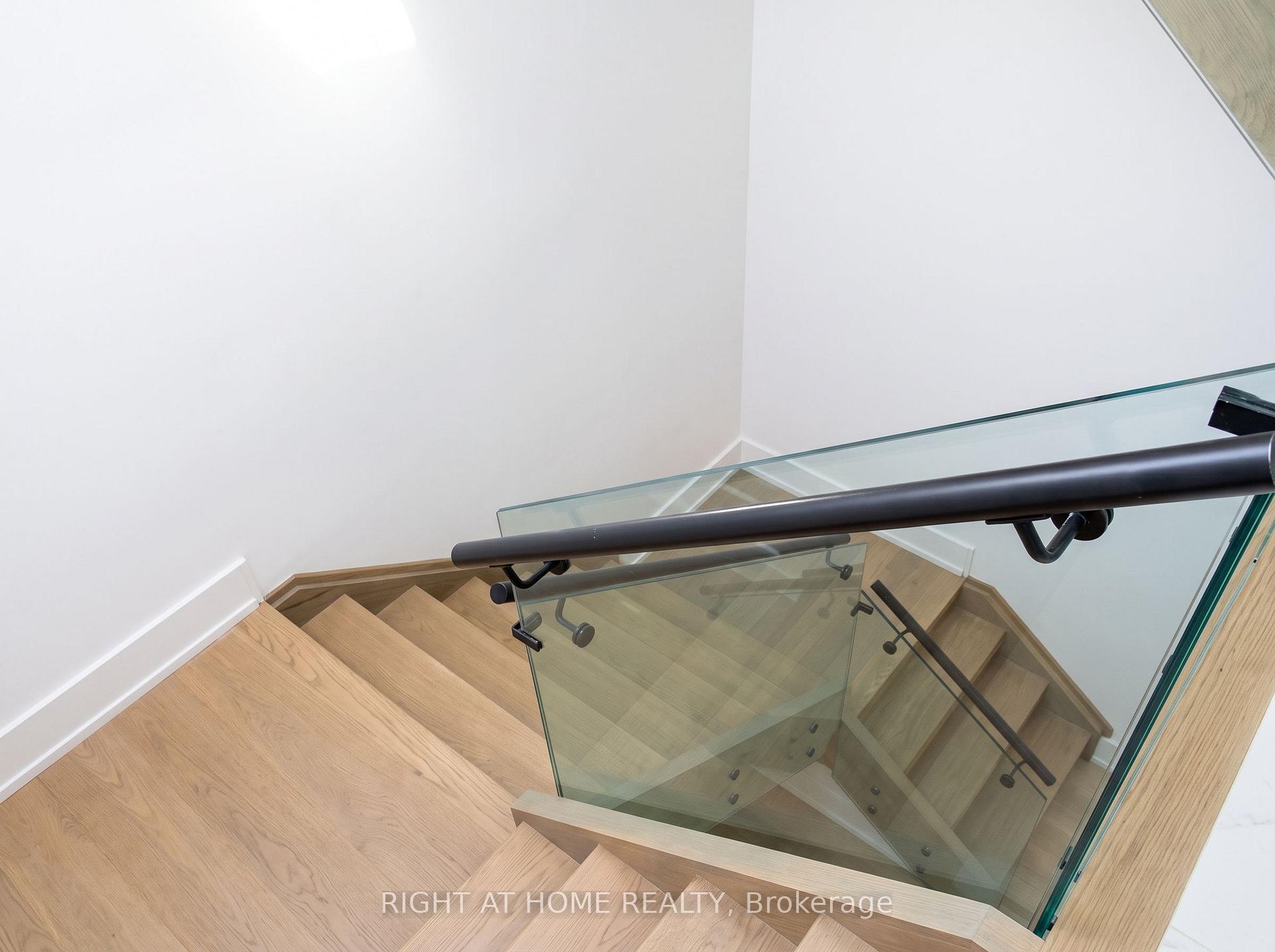 Photo 19 of 15 Orlon Crescent, Richmond Hill, South Richvale — HOMEH