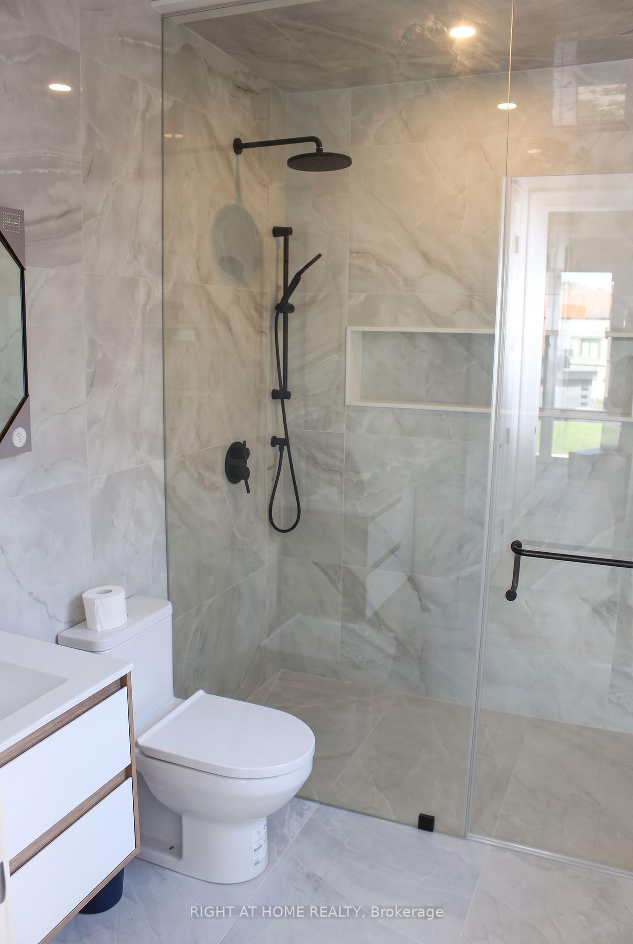 Photo 32 of 15 Orlon Crescent, Richmond Hill, South Richvale — HOMEH