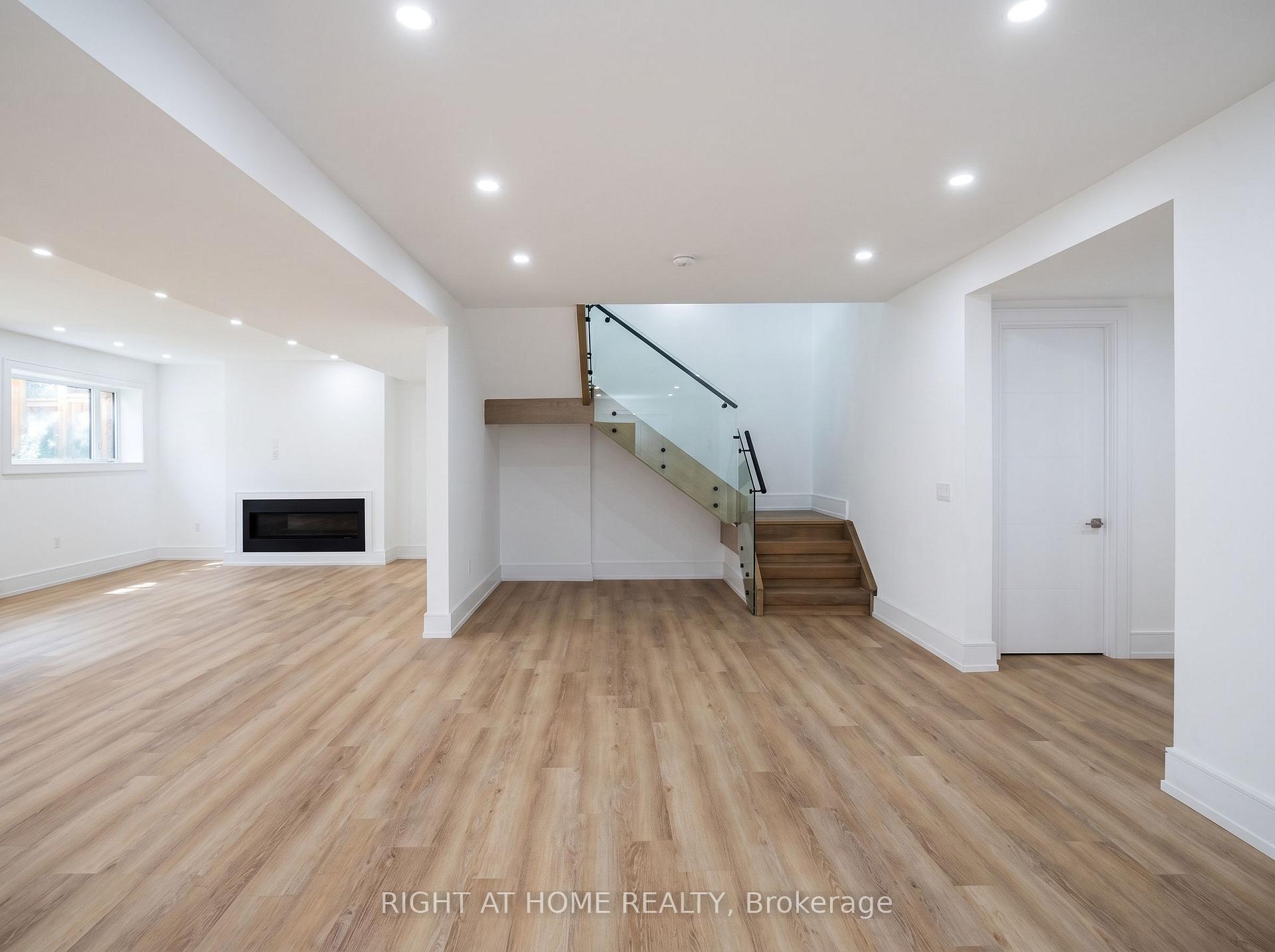 Photo 33 of 15 Orlon Crescent, Richmond Hill, South Richvale — HOMEH