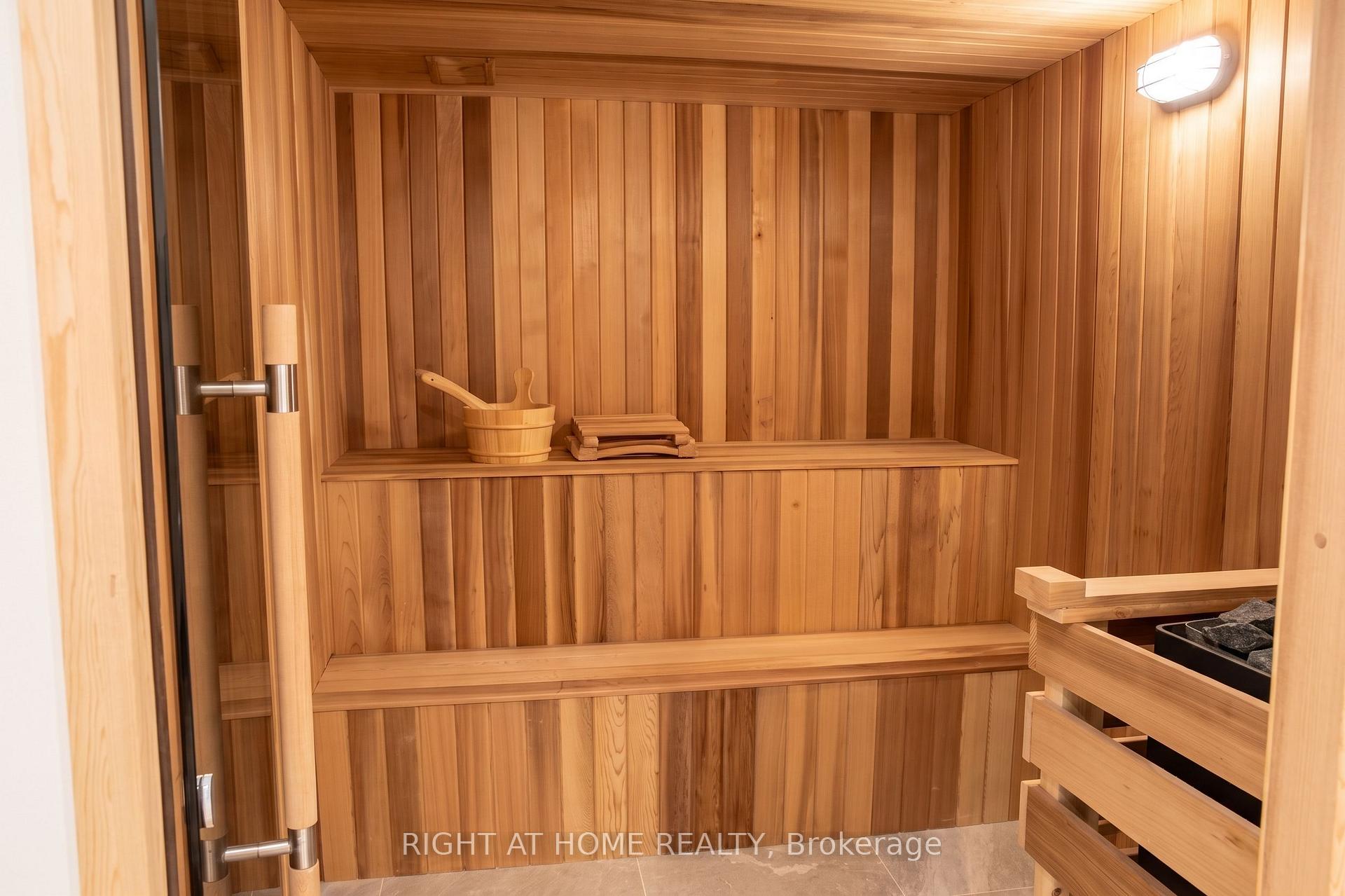 Photo 36 of 15 Orlon Crescent, Richmond Hill, South Richvale — HOMEH