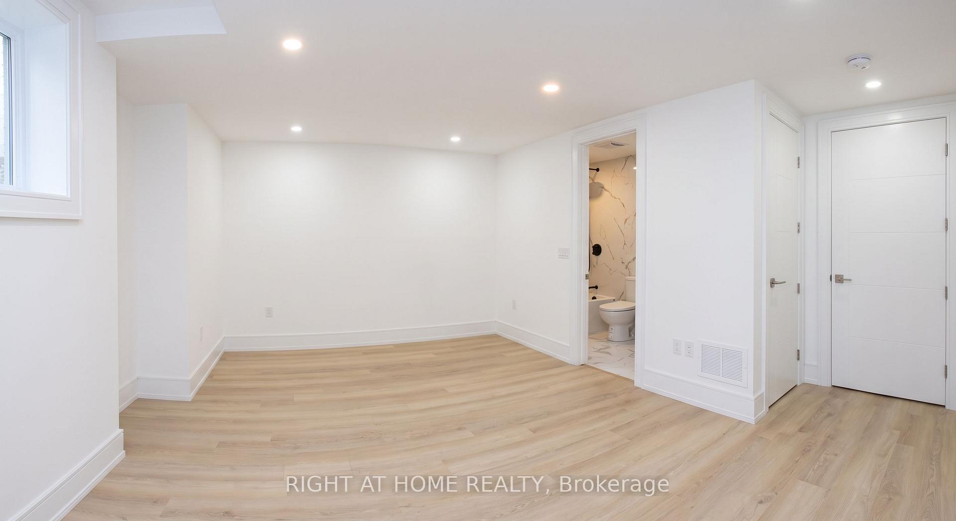 Photo 37 of 15 Orlon Crescent, Richmond Hill, South Richvale — HOMEH