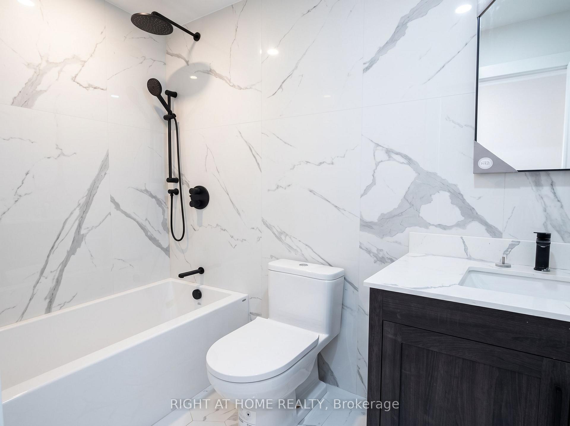 Photo 38 of 15 Orlon Crescent, Richmond Hill, South Richvale — HOMEH