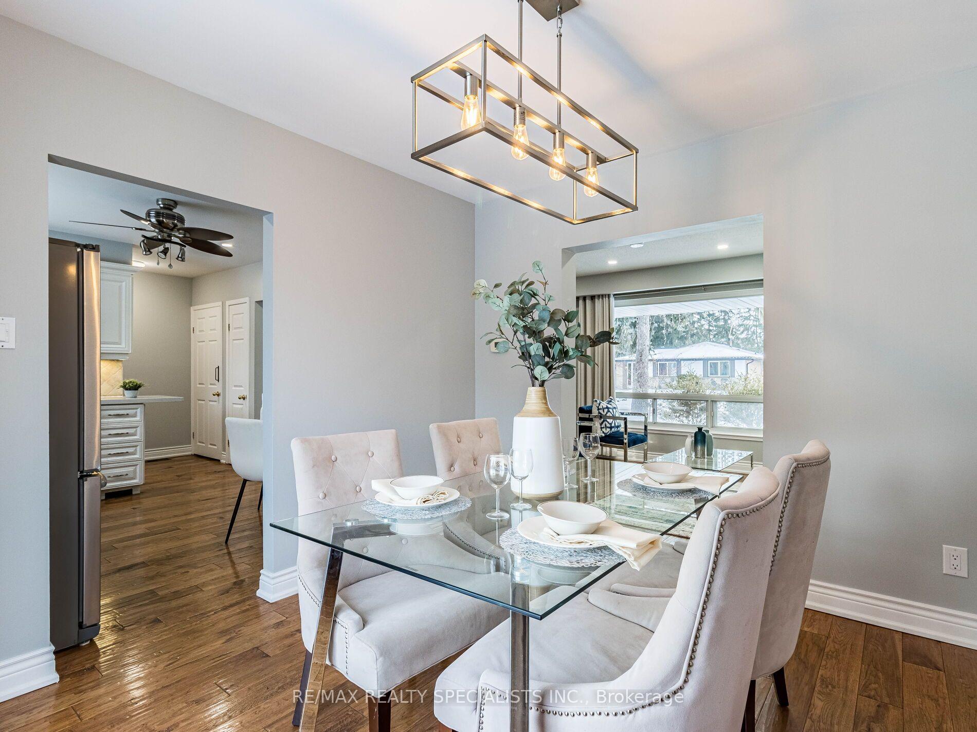Photo 9 of 6 Norval Crescent, Brampton, Brampton East — HOMEH