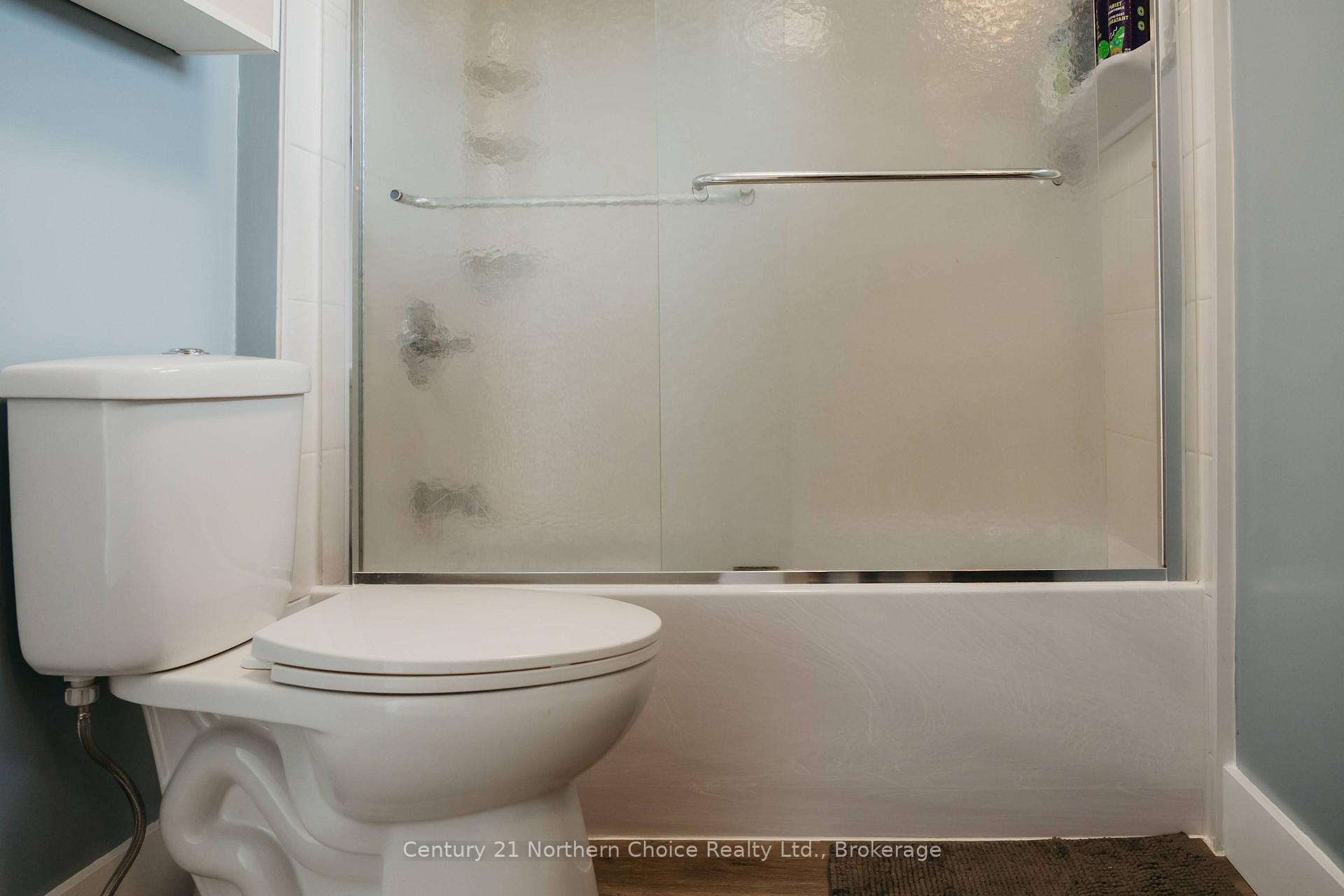 Photo 17 of 44 Peter Street, Kenora, Norman — HOMEH