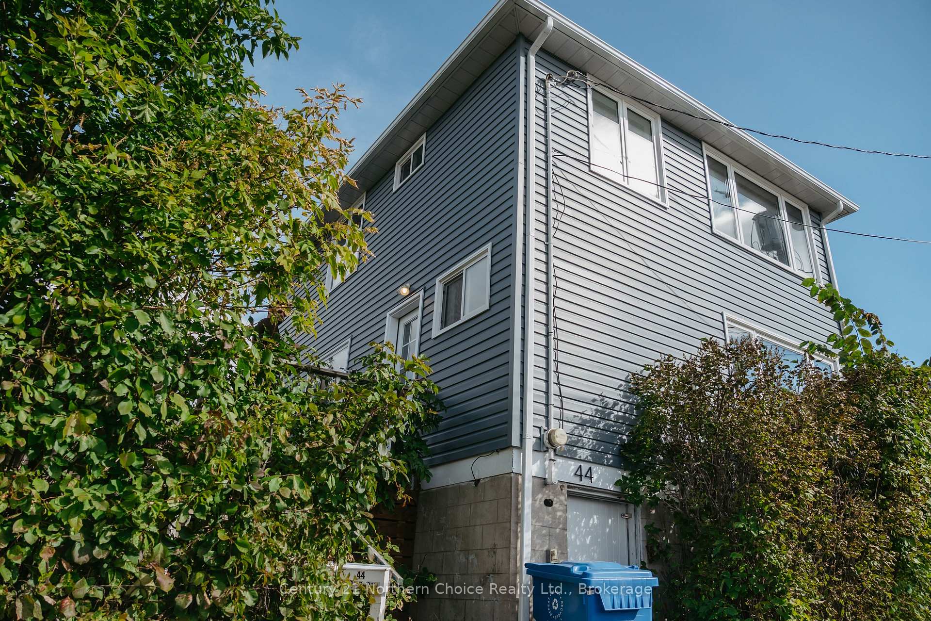 Photo 45 of 44 Peter Street, Kenora, Norman — HOMEH