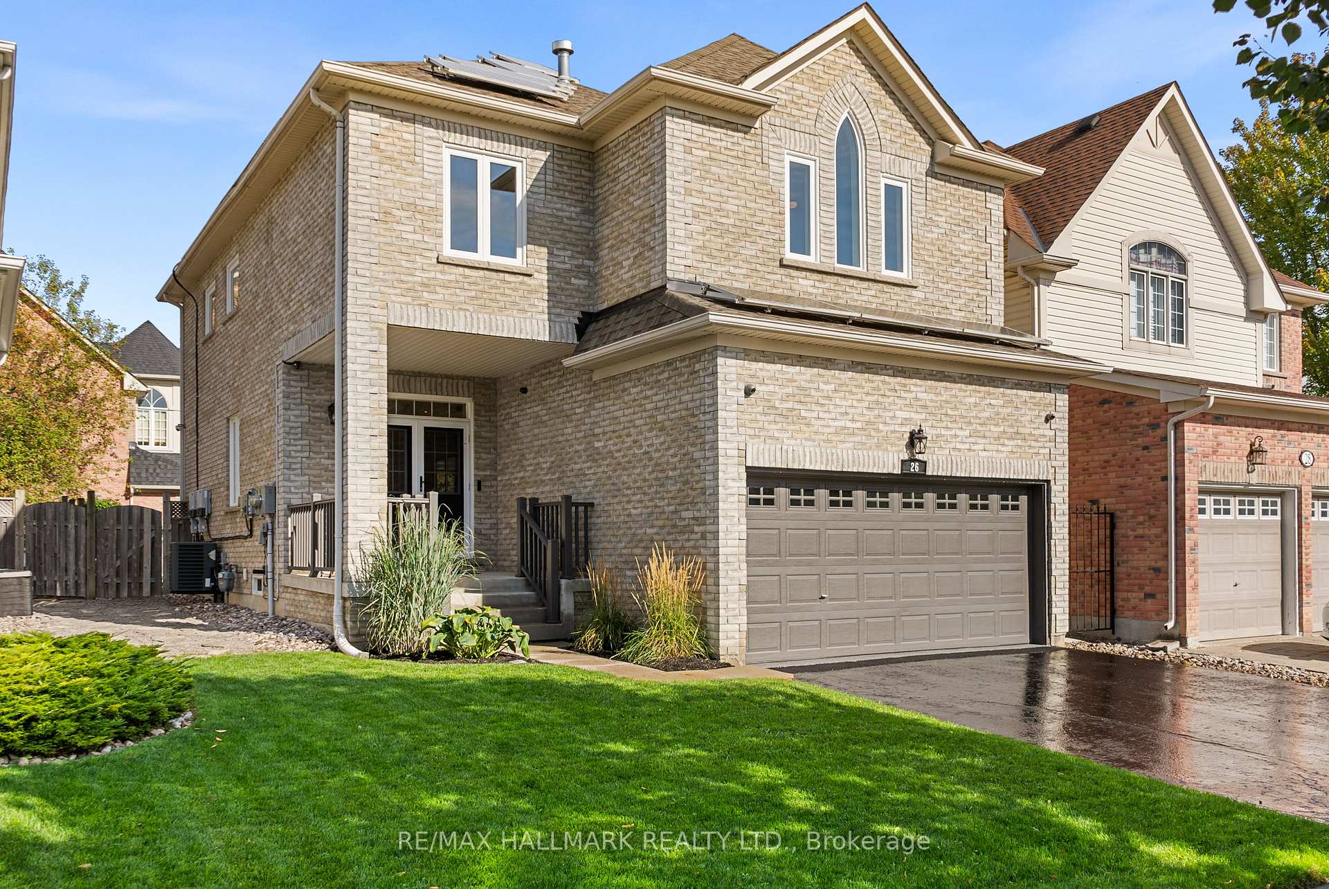 Photo 2 of 26 Larcastle Avenue, Markham, Berczy — HOMEH