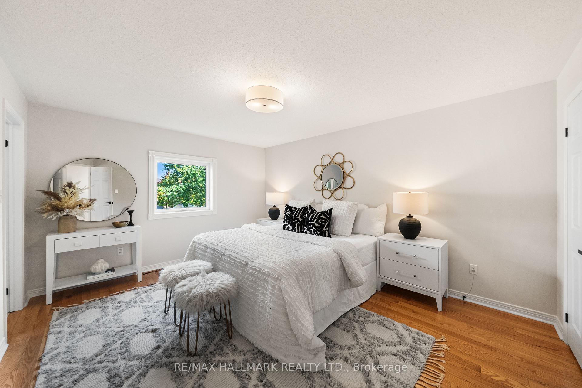Photo 22 of 26 Larcastle Avenue, Markham, Berczy — HOMEH