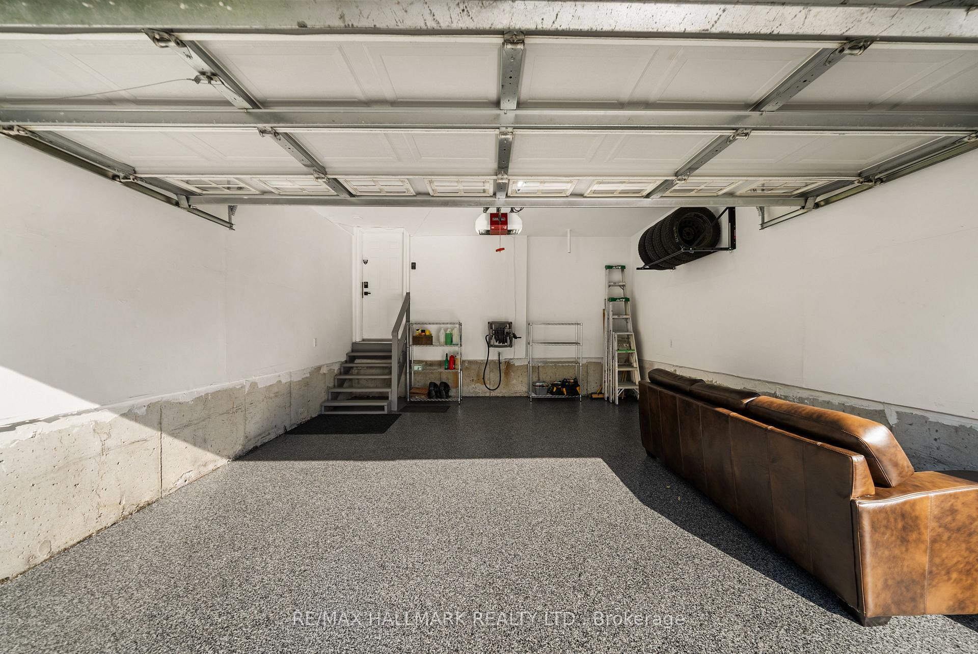 Photo 36 of 26 Larcastle Avenue, Markham, Berczy — HOMEH