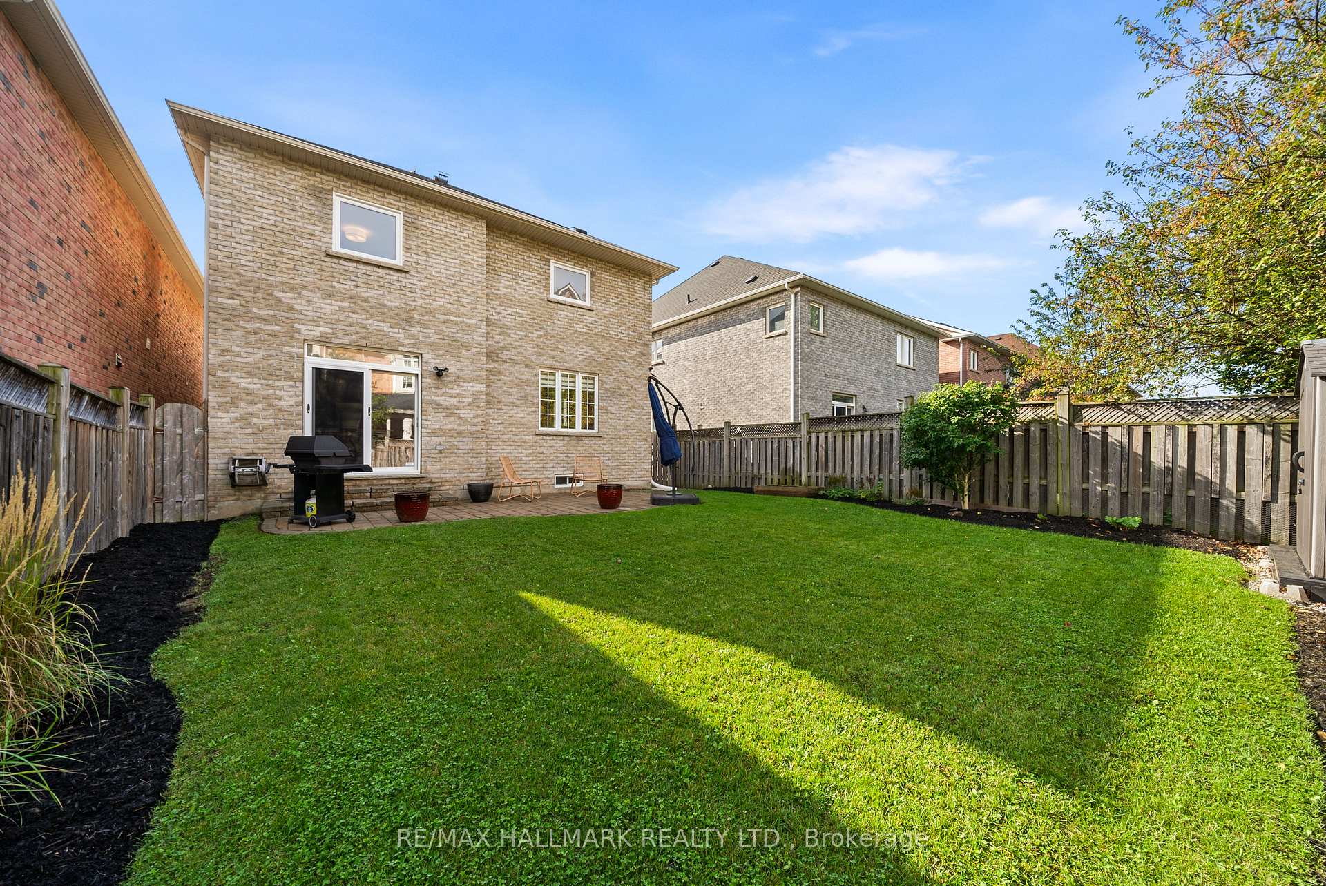 Photo 38 of 26 Larcastle Avenue, Markham, Berczy — HOMEH