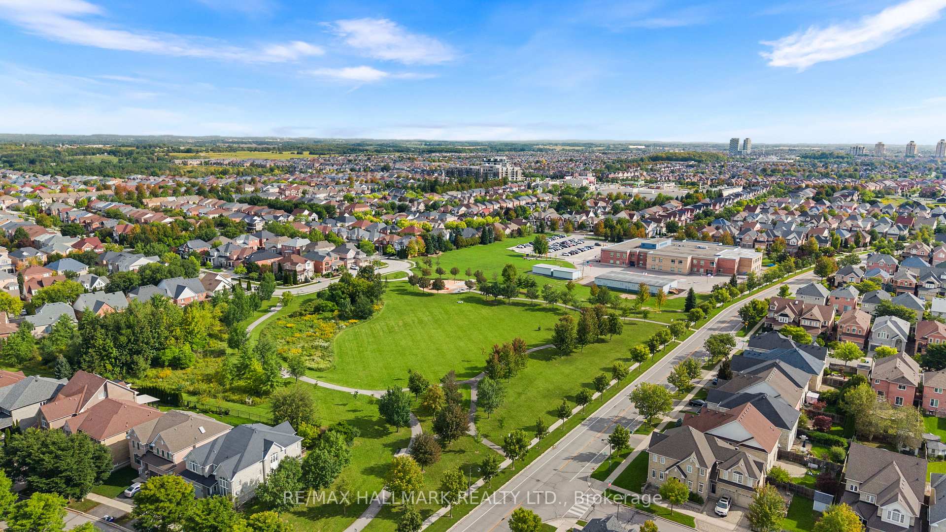 Photo 46 of 26 Larcastle Avenue, Markham, Berczy — HOMEH