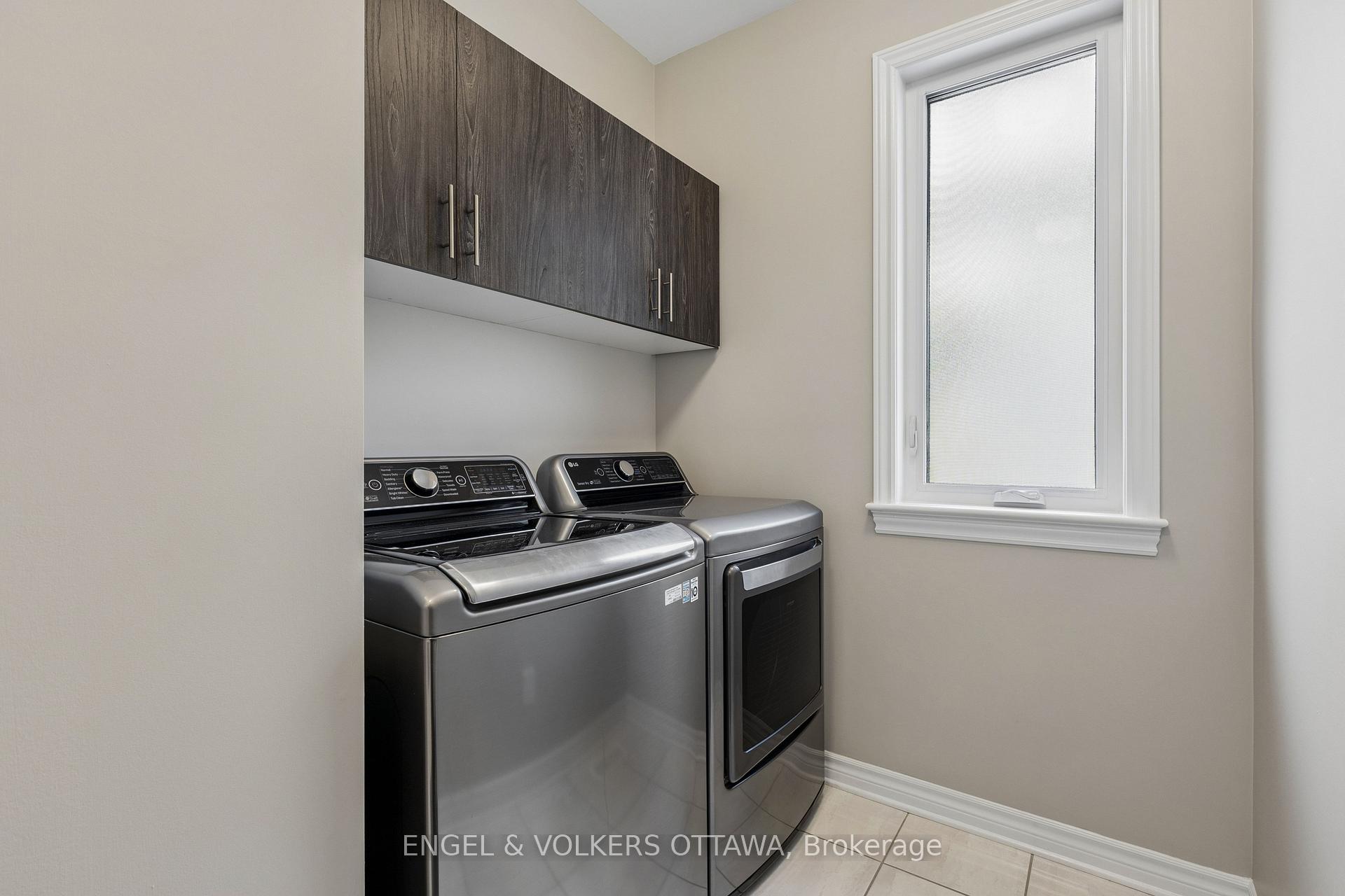 Photo 20 of 865 Tewin Circle, Ottawa, Camelot — HOMEH