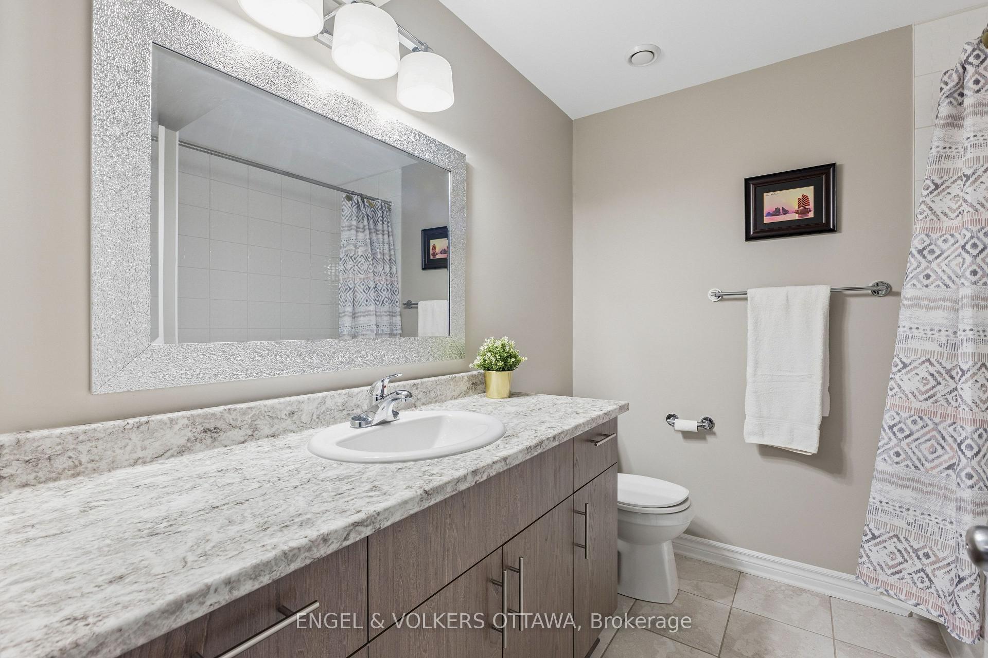 Photo 25 of 865 Tewin Circle, Ottawa, Camelot — HOMEH