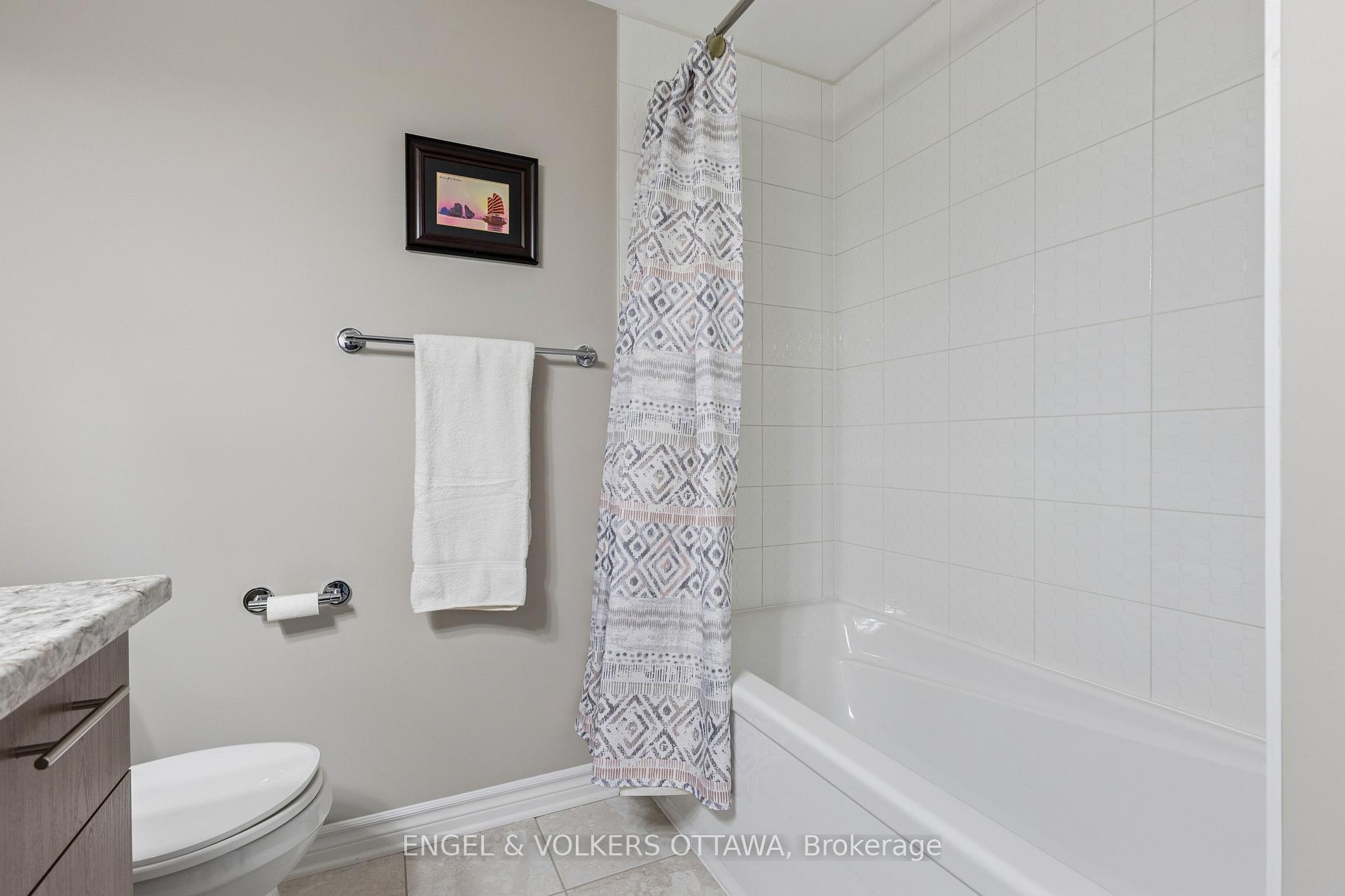 Photo 26 of 865 Tewin Circle, Ottawa, Camelot — HOMEH