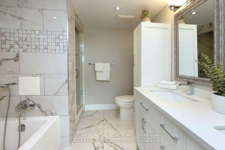 Photo 17 of Unit 704, 2155 Burnhamthorpe Road W, Mississauga, Erin Mills — HOMEH