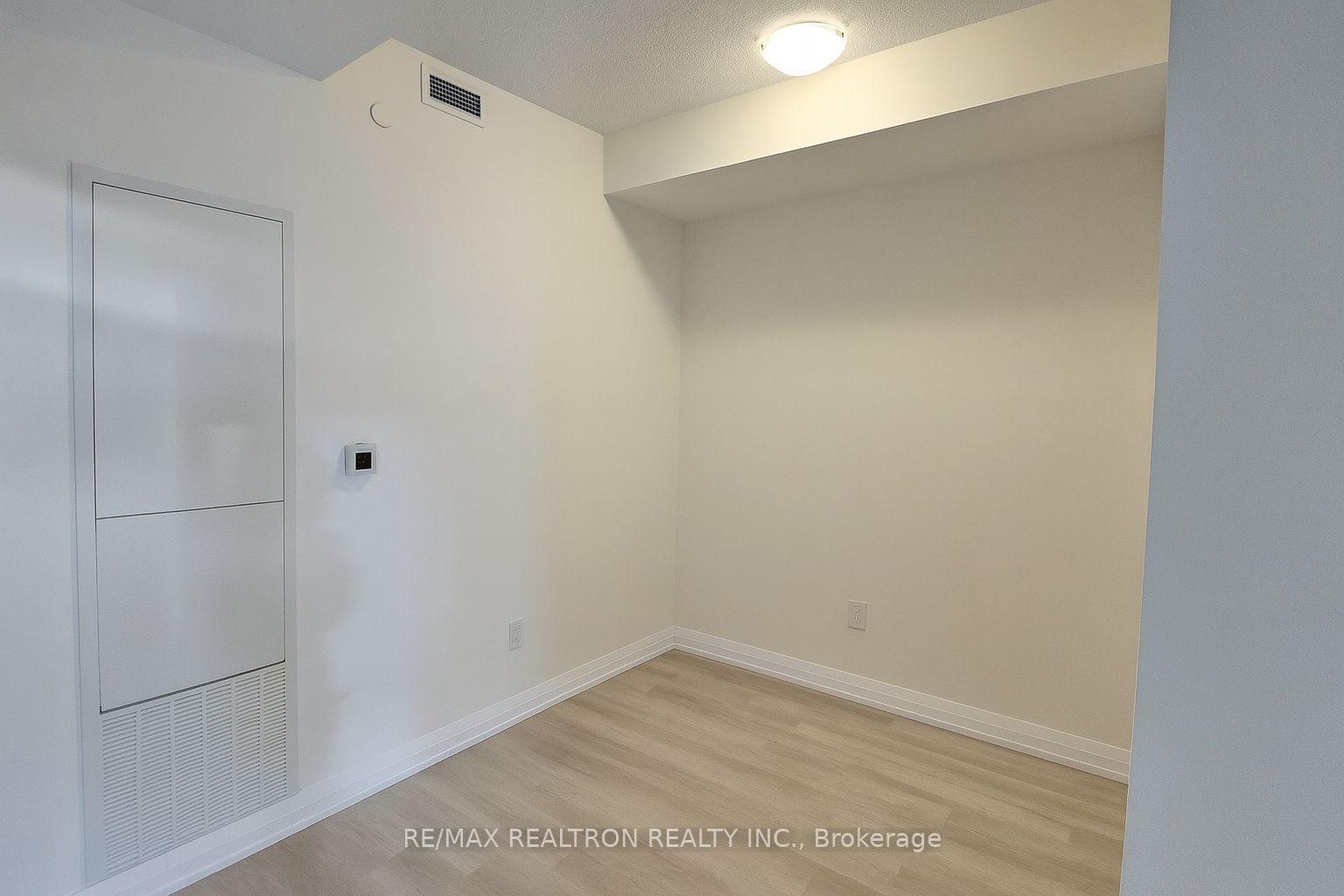 Photo 6 of Unit 726, 3270 Sheppard Avenue E, Scarborough, Tam O'Shanter-Sullivan — HOMEH