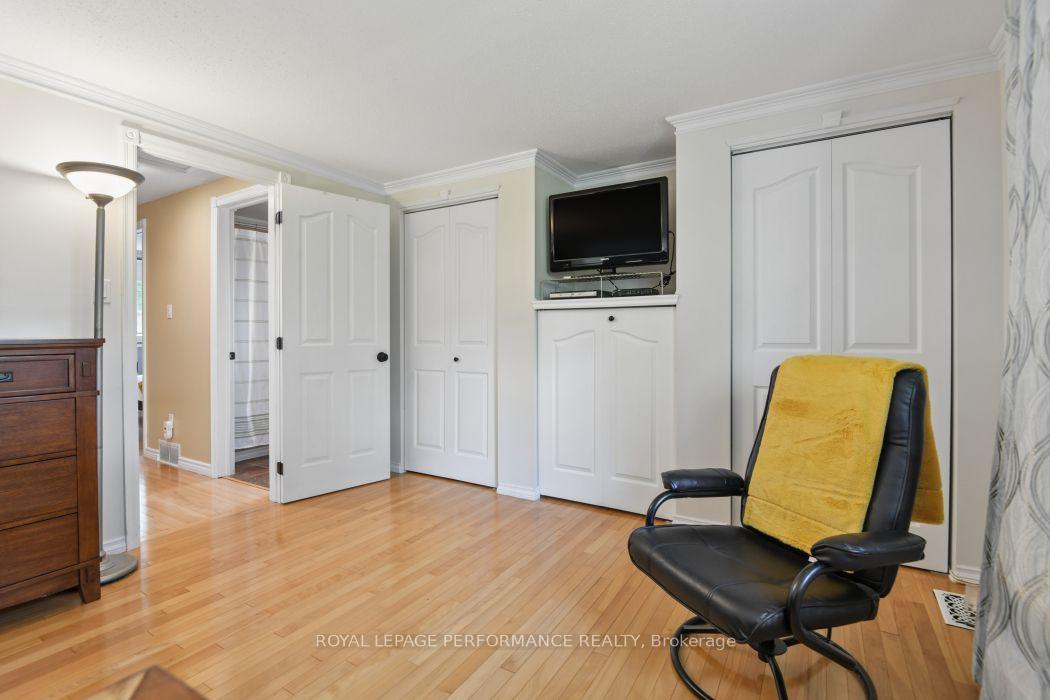 Photo 18 of 4 Winchester Drive, Ottawa, Kanata - Glencairn/Hazeldean — HOMEH