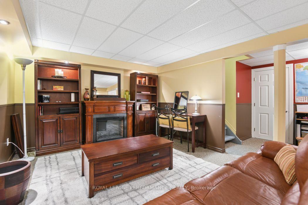 Photo 26 of 4 Winchester Drive, Ottawa, Kanata - Glencairn/Hazeldean — HOMEH