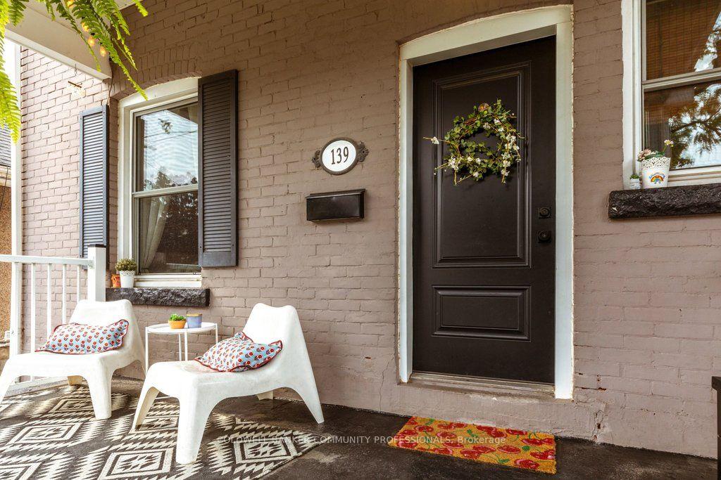Photo 3 of 139 Belmont Avenue, Hamilton, Crown Point — HOMEH