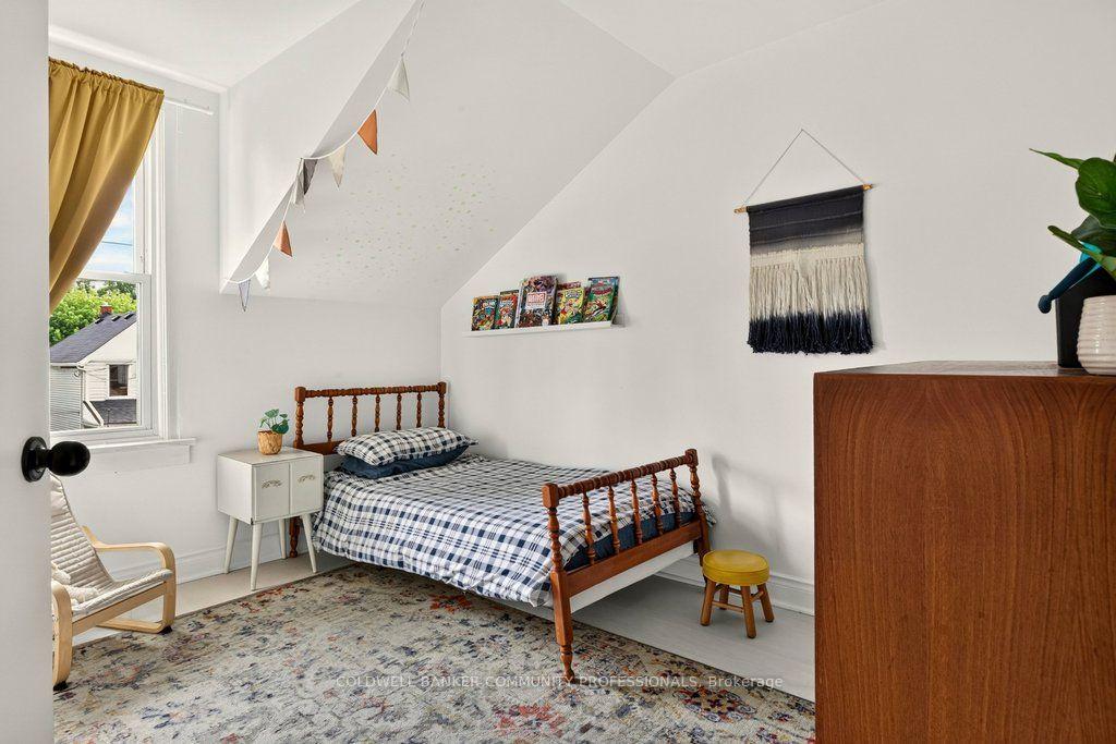 Photo 26 of 139 Belmont Avenue, Hamilton, Crown Point — HOMEH