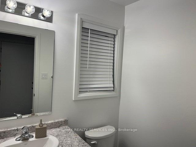 Photo 13 of 18 Roper Place, Kitchener, Huron Park — HOMEH