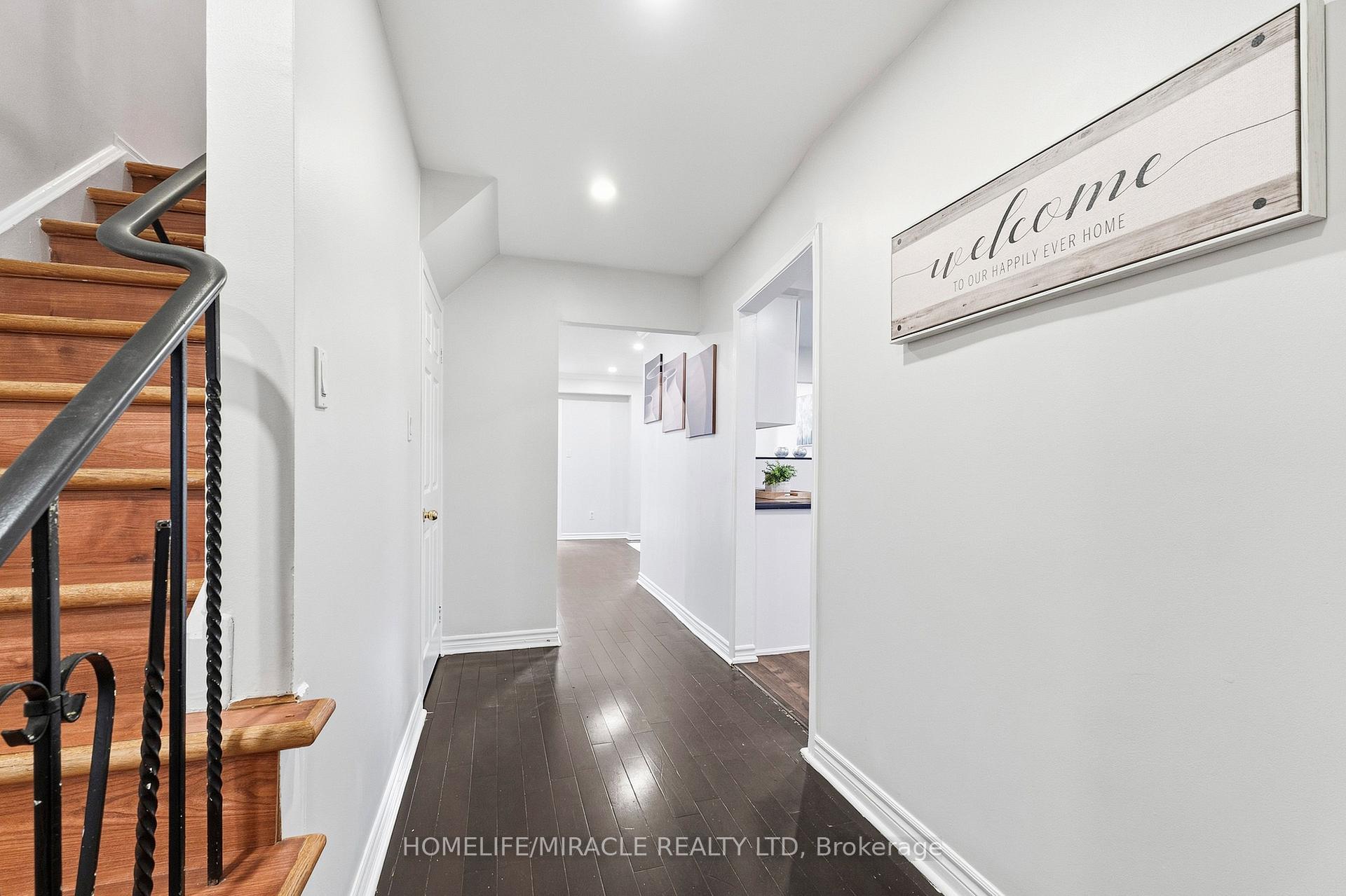 Photo 5 of 26 Abell Drive, Brampton, Madoc — HOMEH