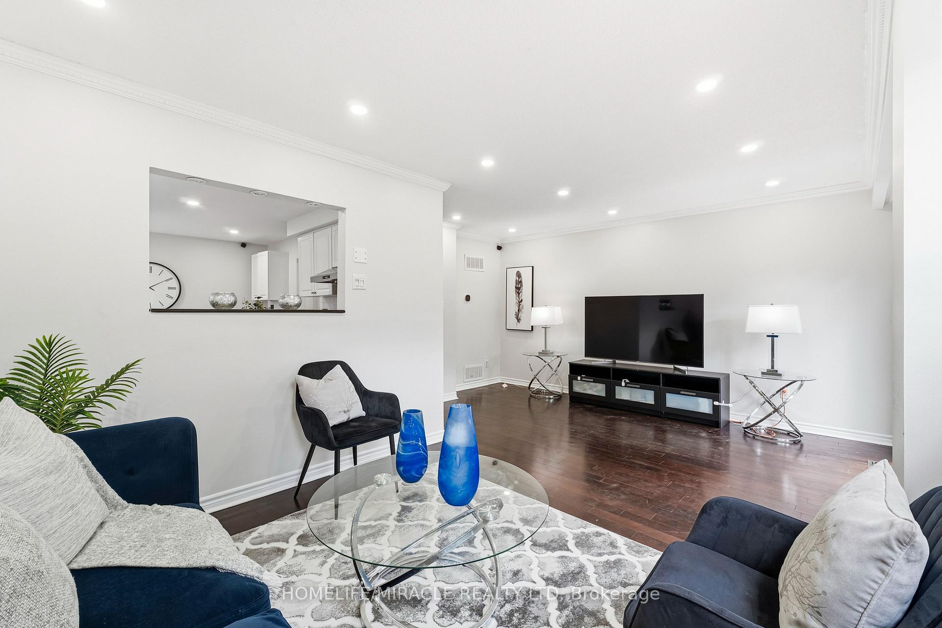 Photo 13 of 26 Abell Drive, Brampton, Madoc — HOMEH