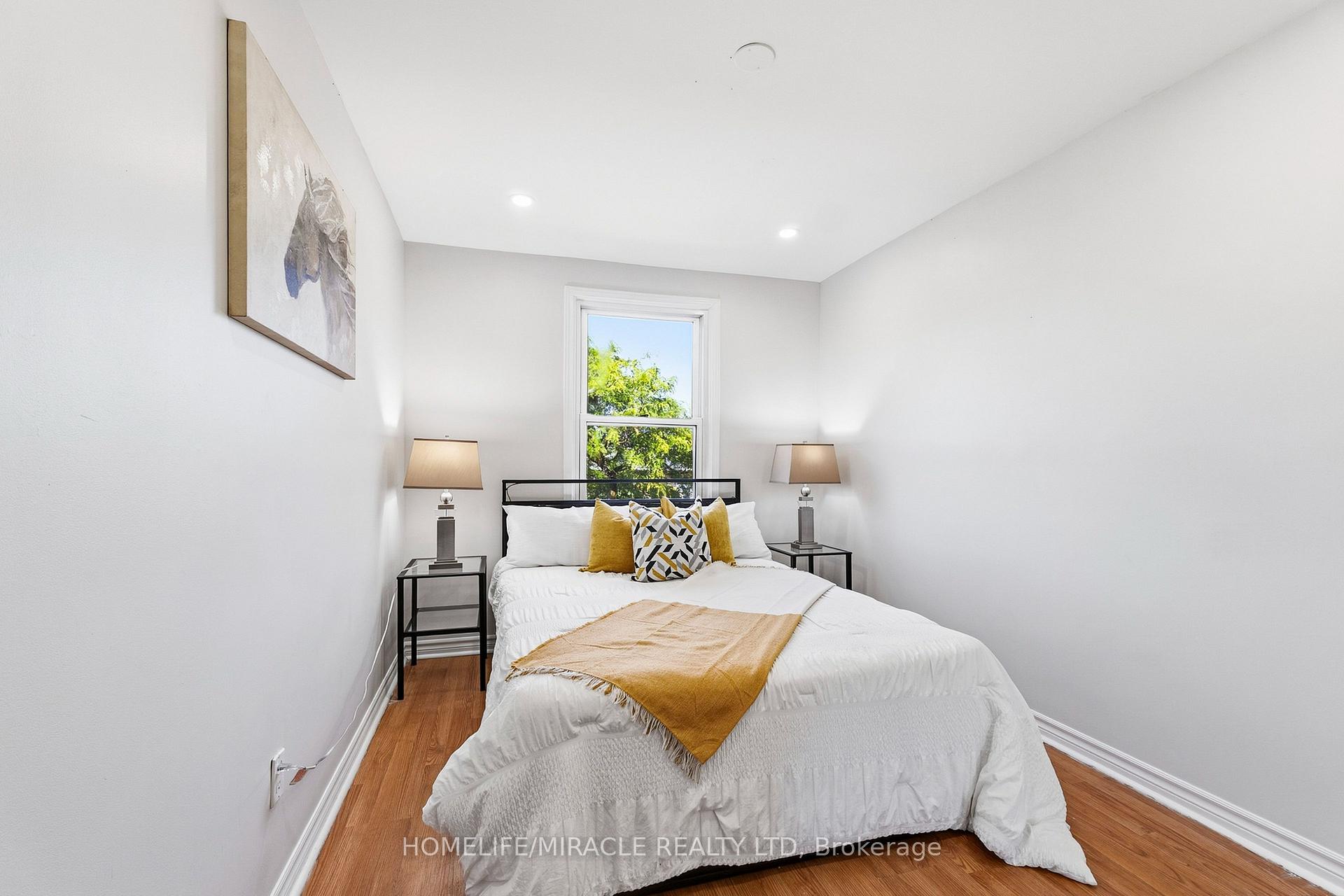 Photo 24 of 26 Abell Drive, Brampton, Madoc — HOMEH