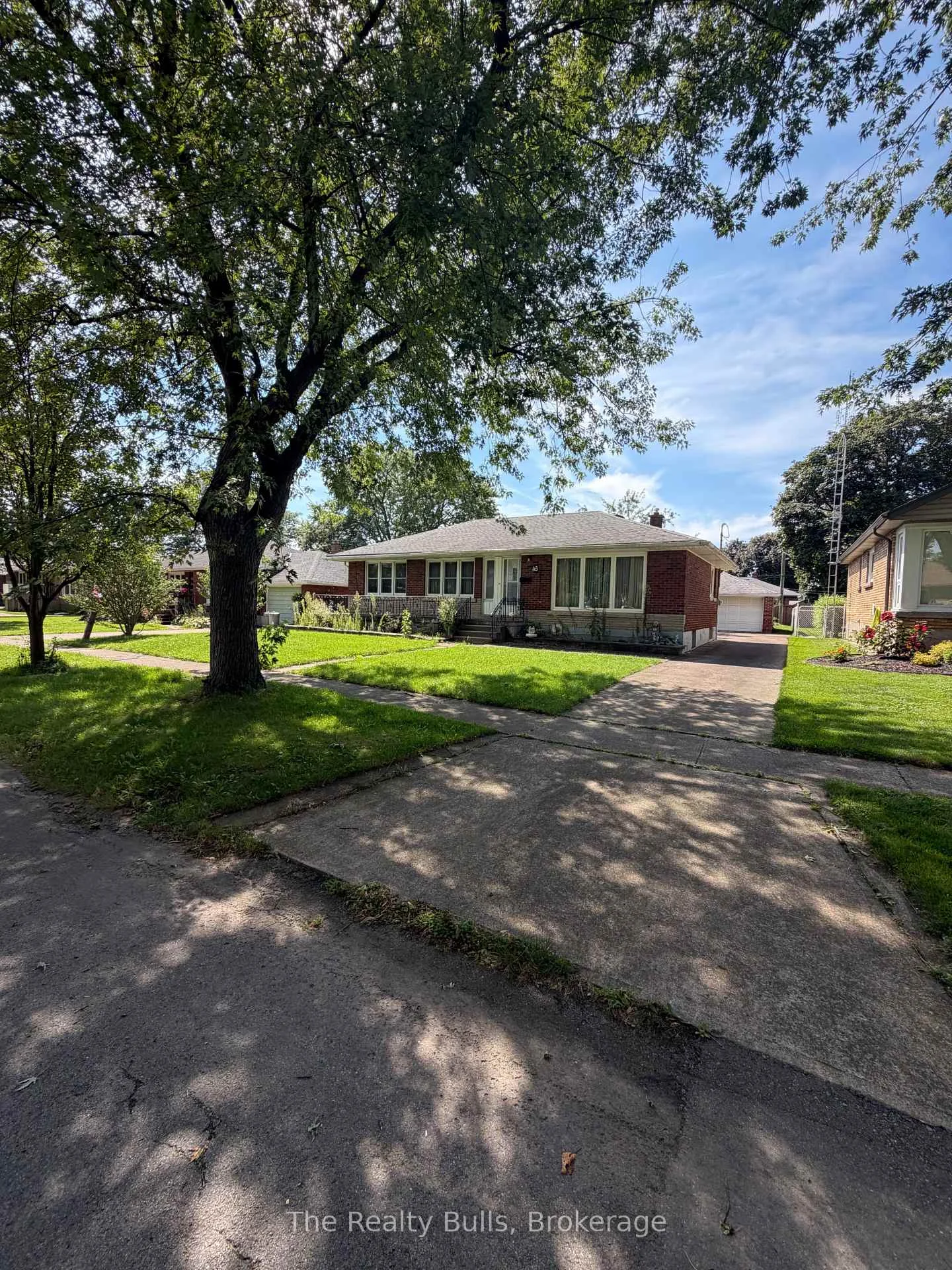 Photo 2 of 43 Barron Street, Welland, Prince Charles — HOMEH