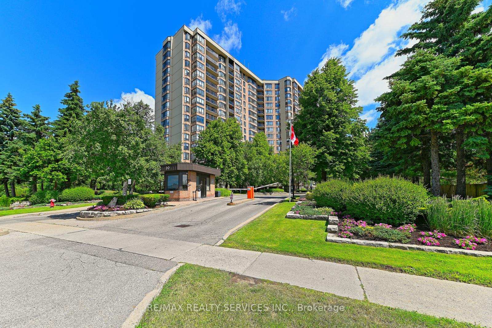 Photo of Unit 905, 20 Cherrytree Drive