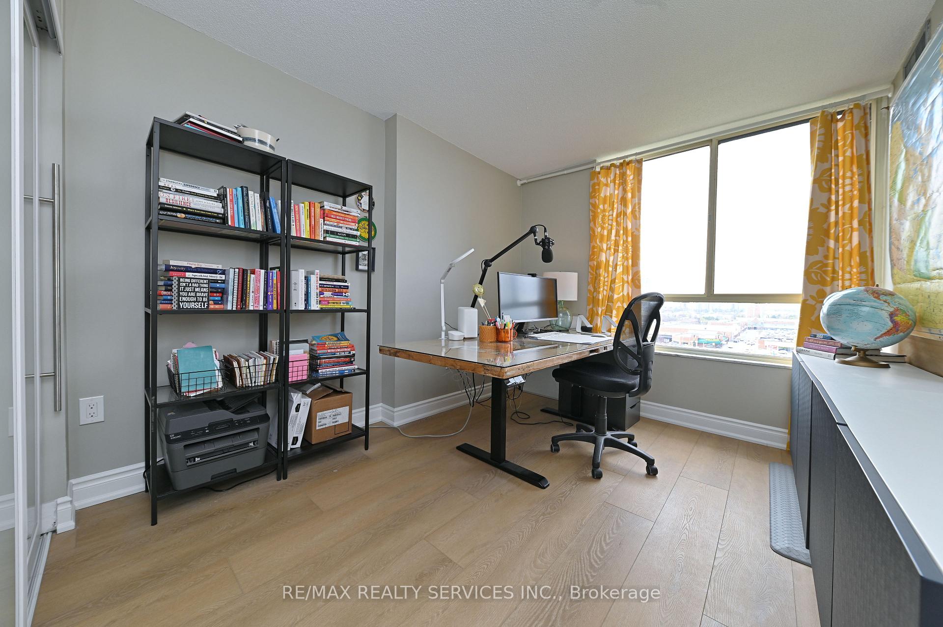 Photo 19 of Unit 905, 20 Cherrytree Drive, Brampton, Fletcher's Creek South — HOMEH