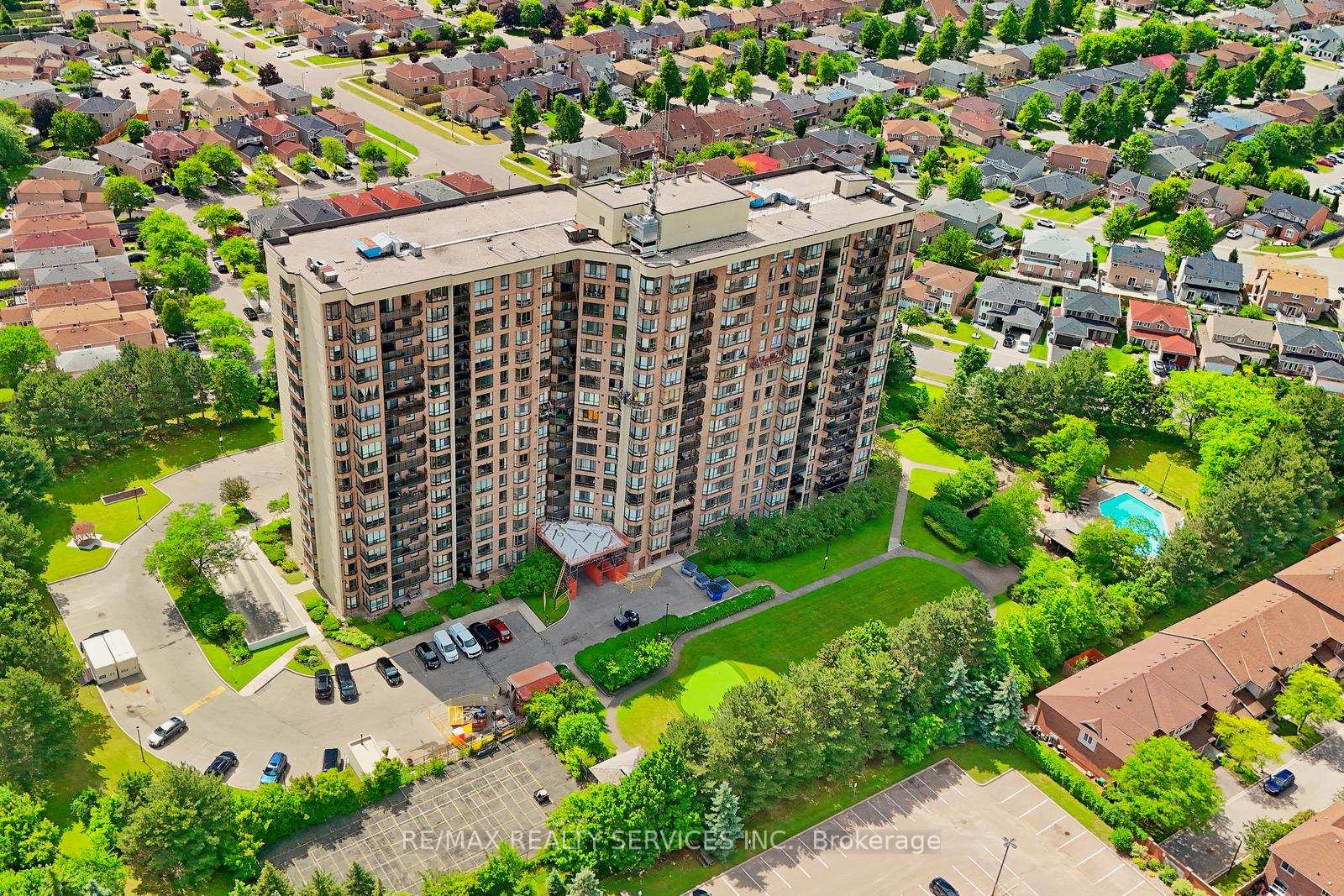 Photo 35 of Unit 905, 20 Cherrytree Drive, Brampton, Fletcher's Creek South — HOMEH
