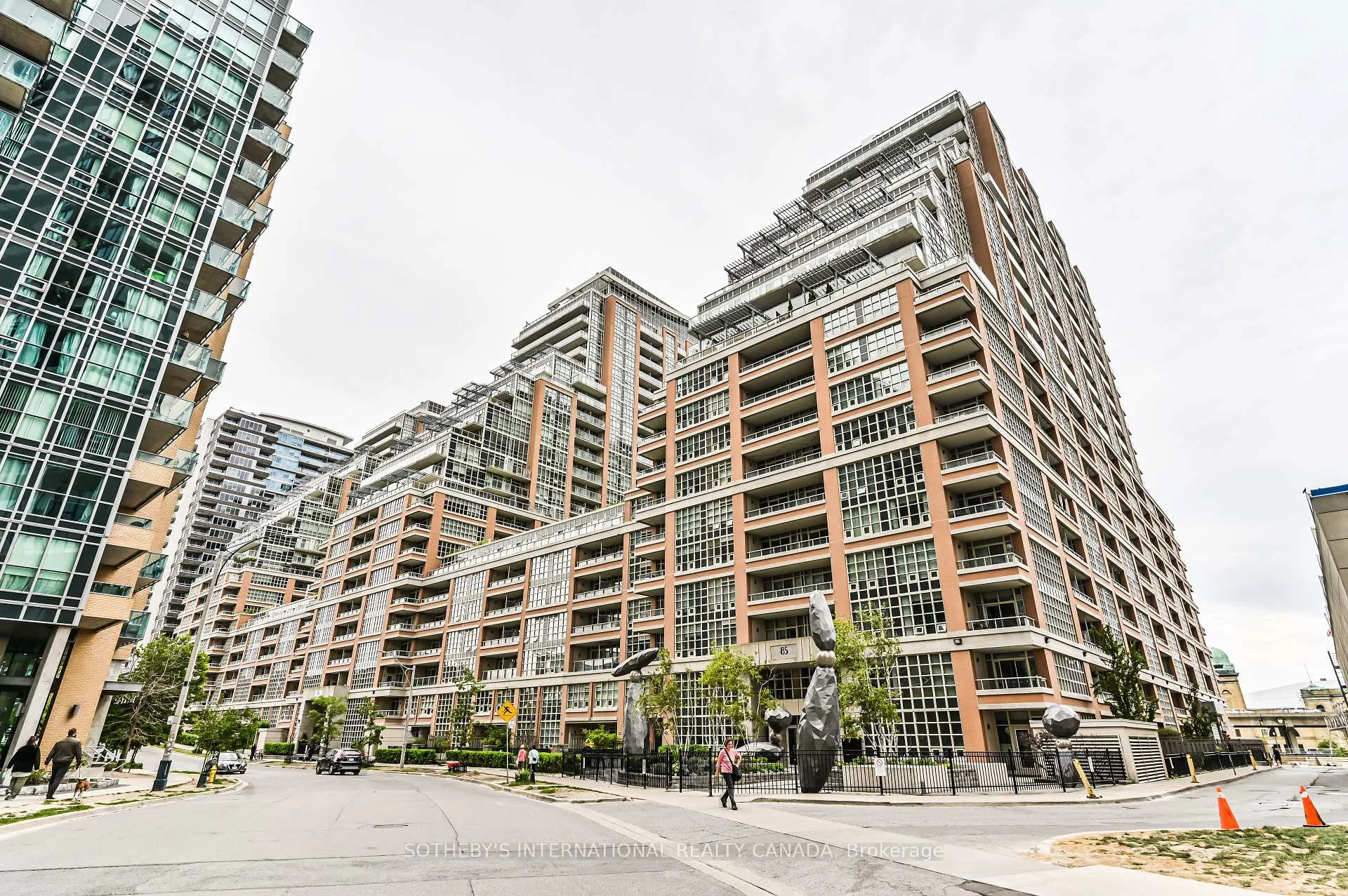 Photo 41 of Unit 1321, 85 East Liberty Street, Toronto, Waterfront Communities — HOMEH