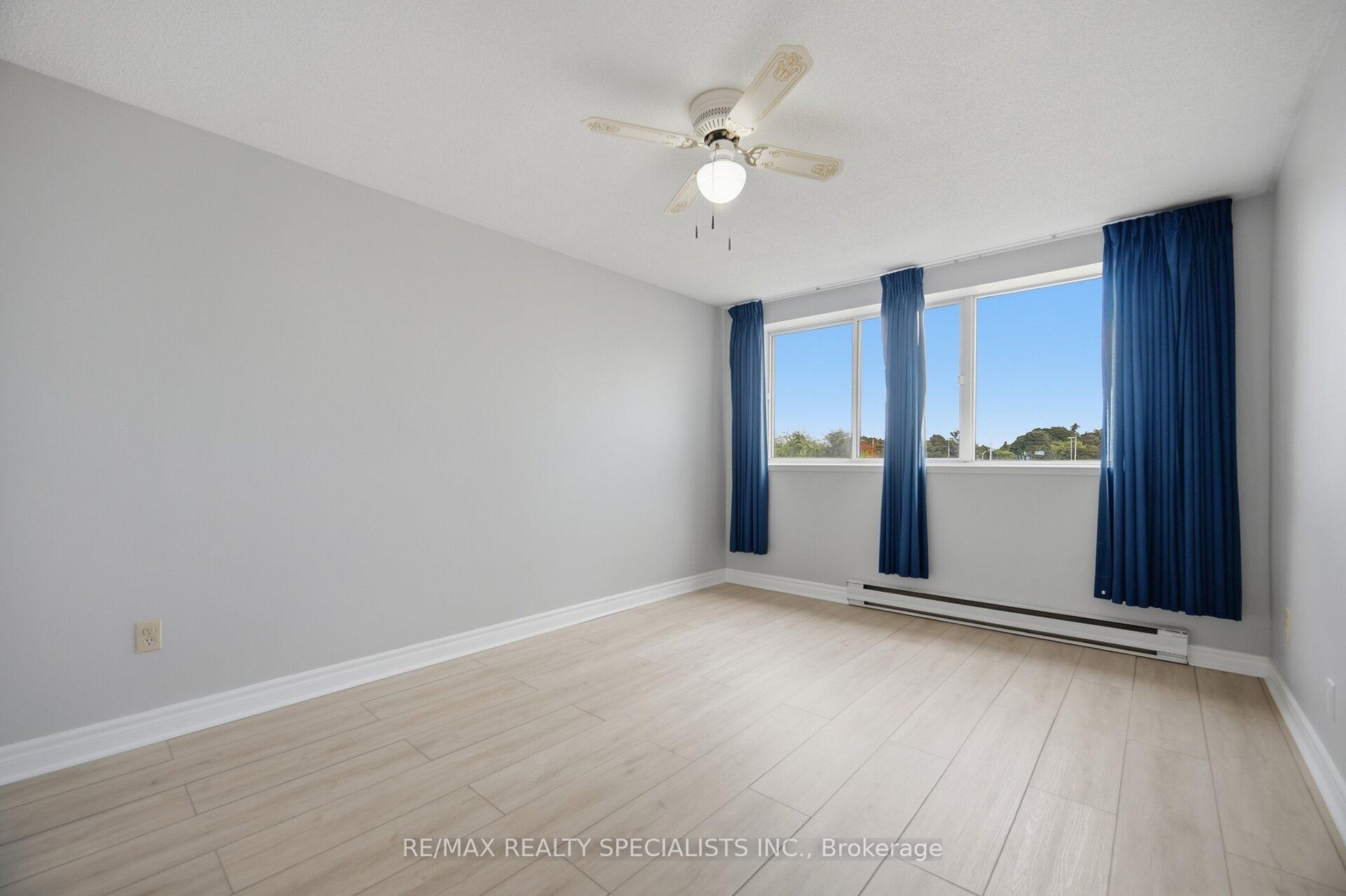 Photo 11 of Unit 6, 2170 Bromsgrove Road, Mississauga, Clarkson — HOMEH