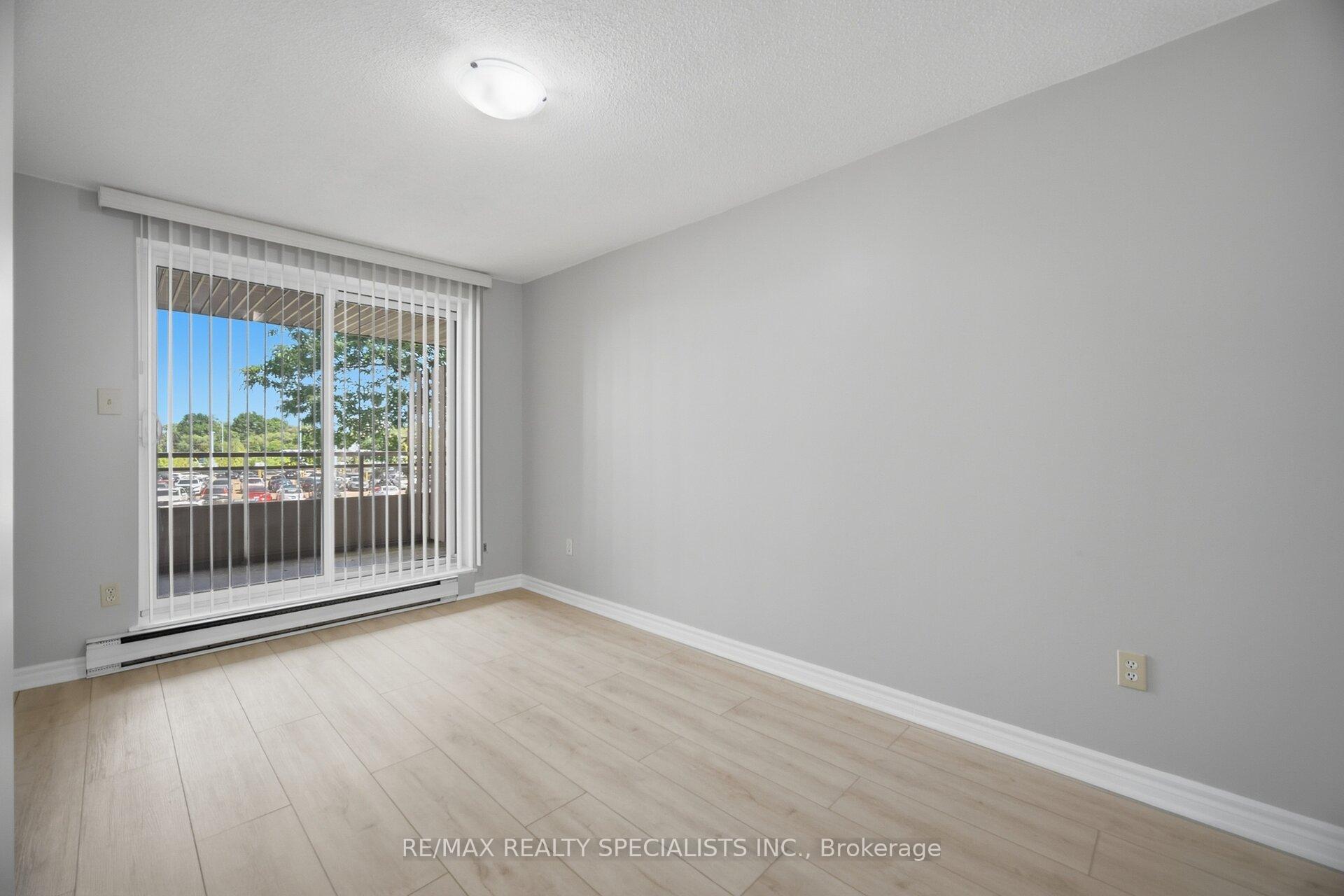 Photo 15 of Unit 6, 2170 Bromsgrove Road, Mississauga, Clarkson — HOMEH