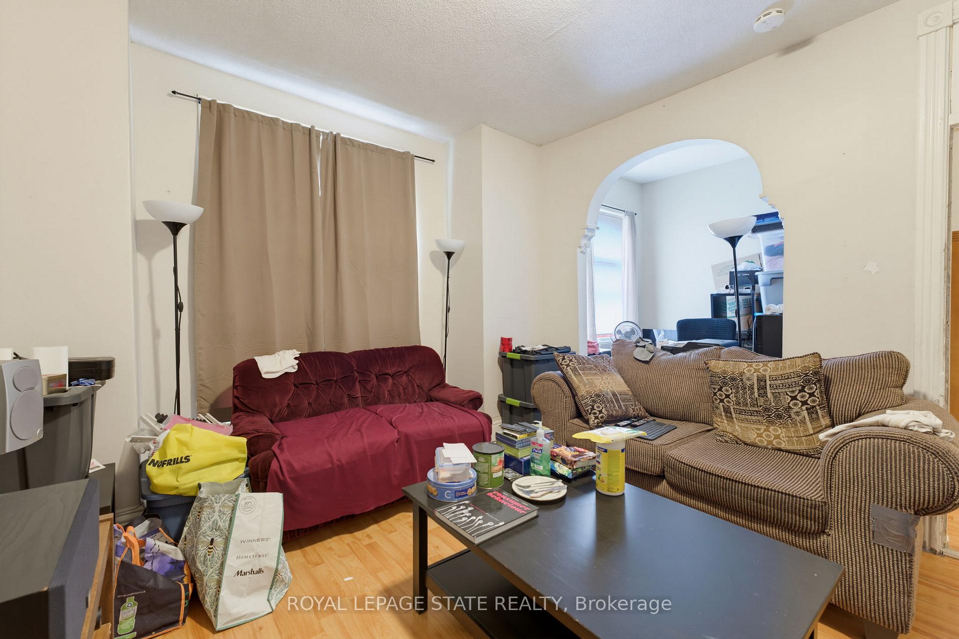 Photo 11 of 113 Wentworth Street S, Hamilton, Stinson — HOMEH