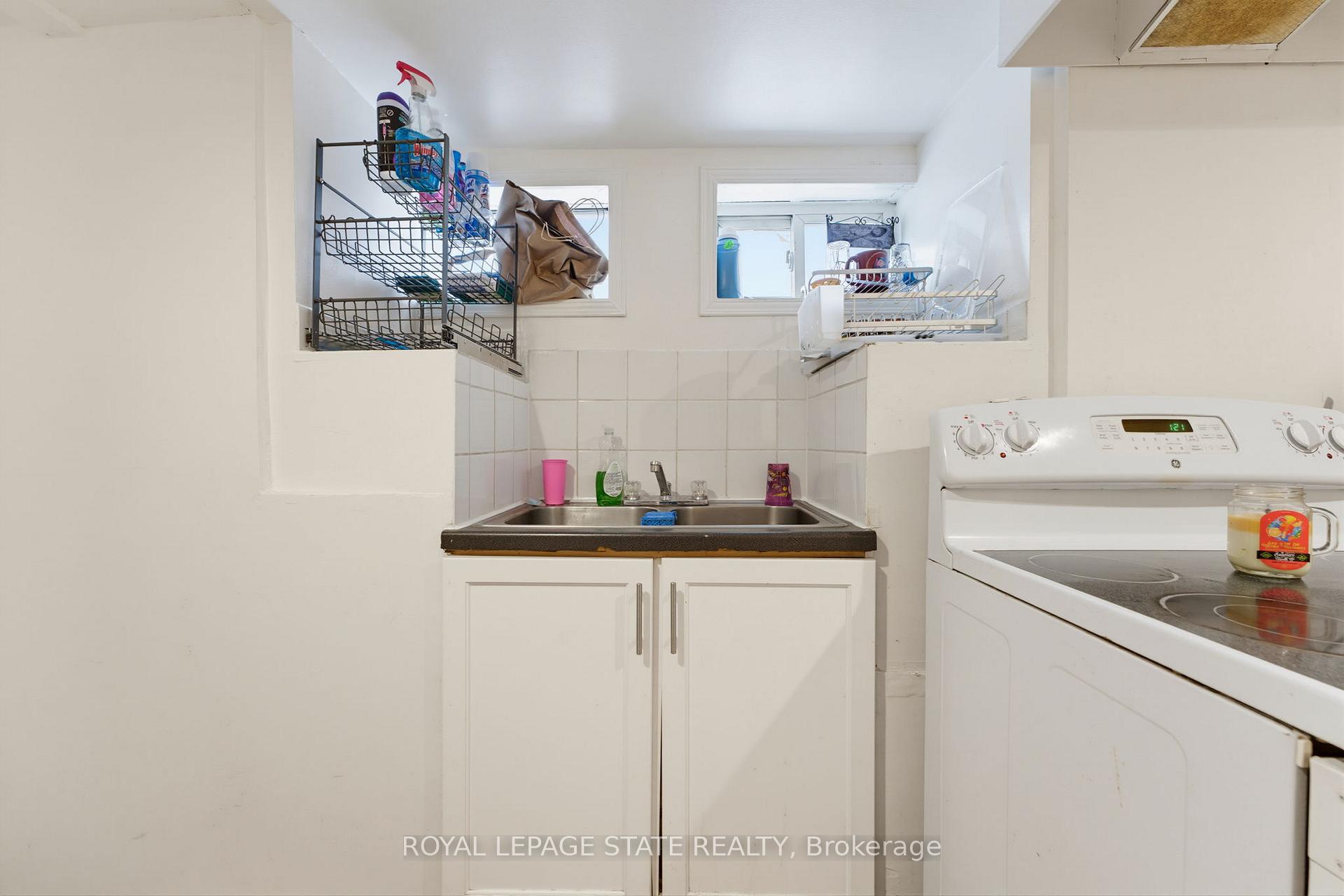 Photo 14 of 113 Wentworth Street S, Hamilton, Stinson — HOMEH