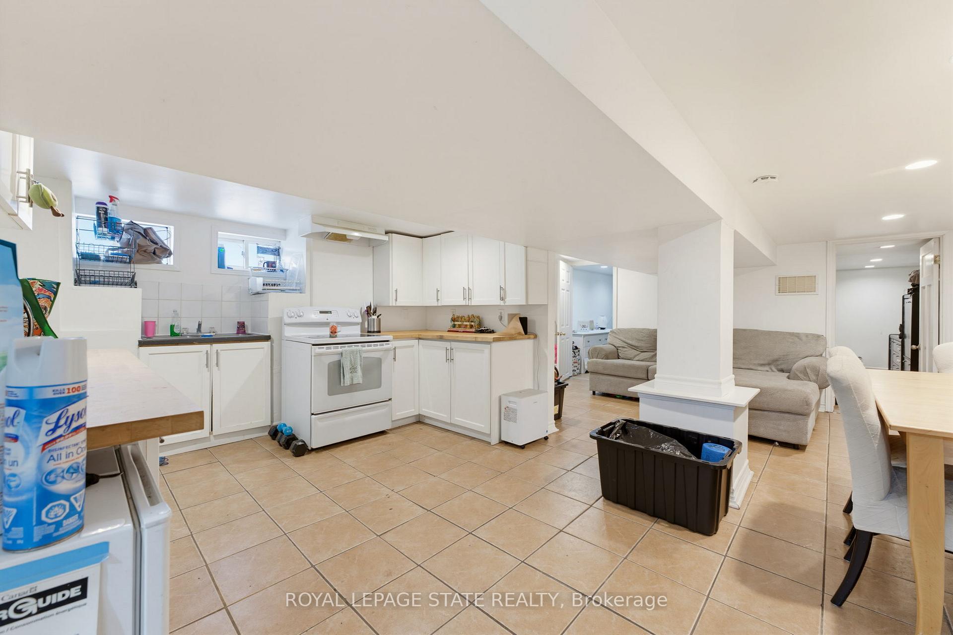 Photo 16 of 113 Wentworth Street S, Hamilton, Stinson — HOMEH